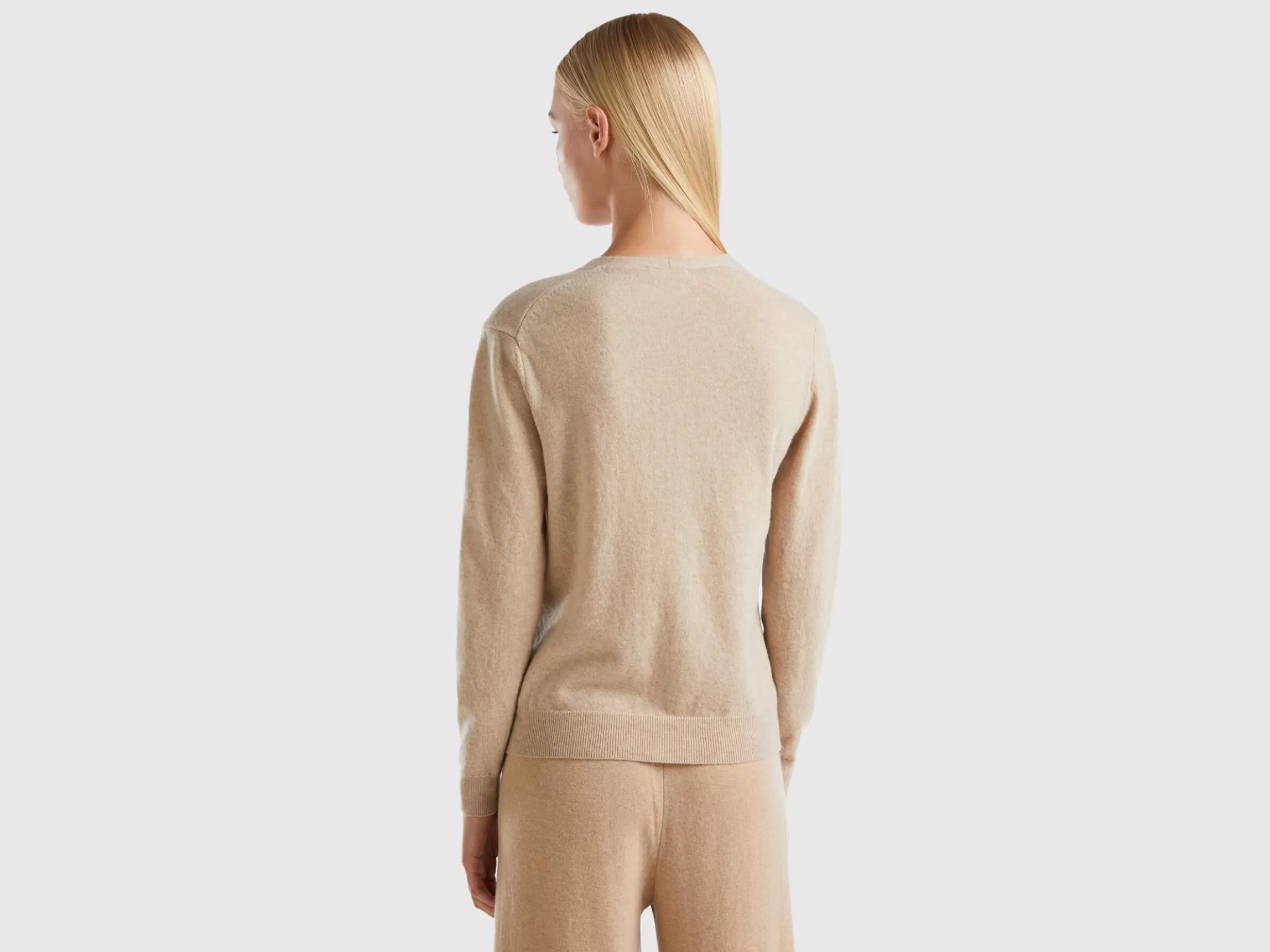 United Colors of Benetton V-neck cardigan in pure Merino wool