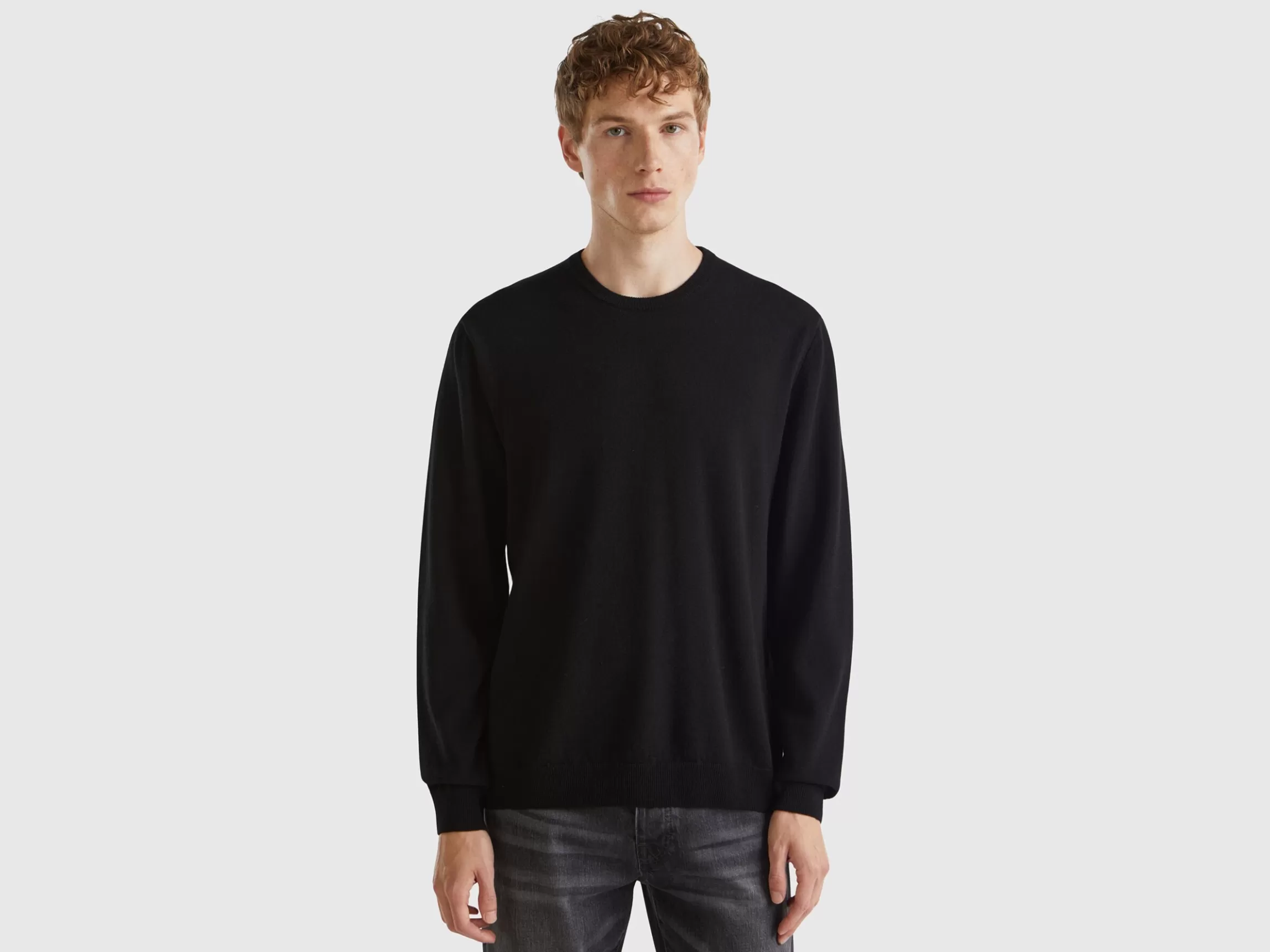 United Colors of Benetton crew neck sweater in pure Merino wool