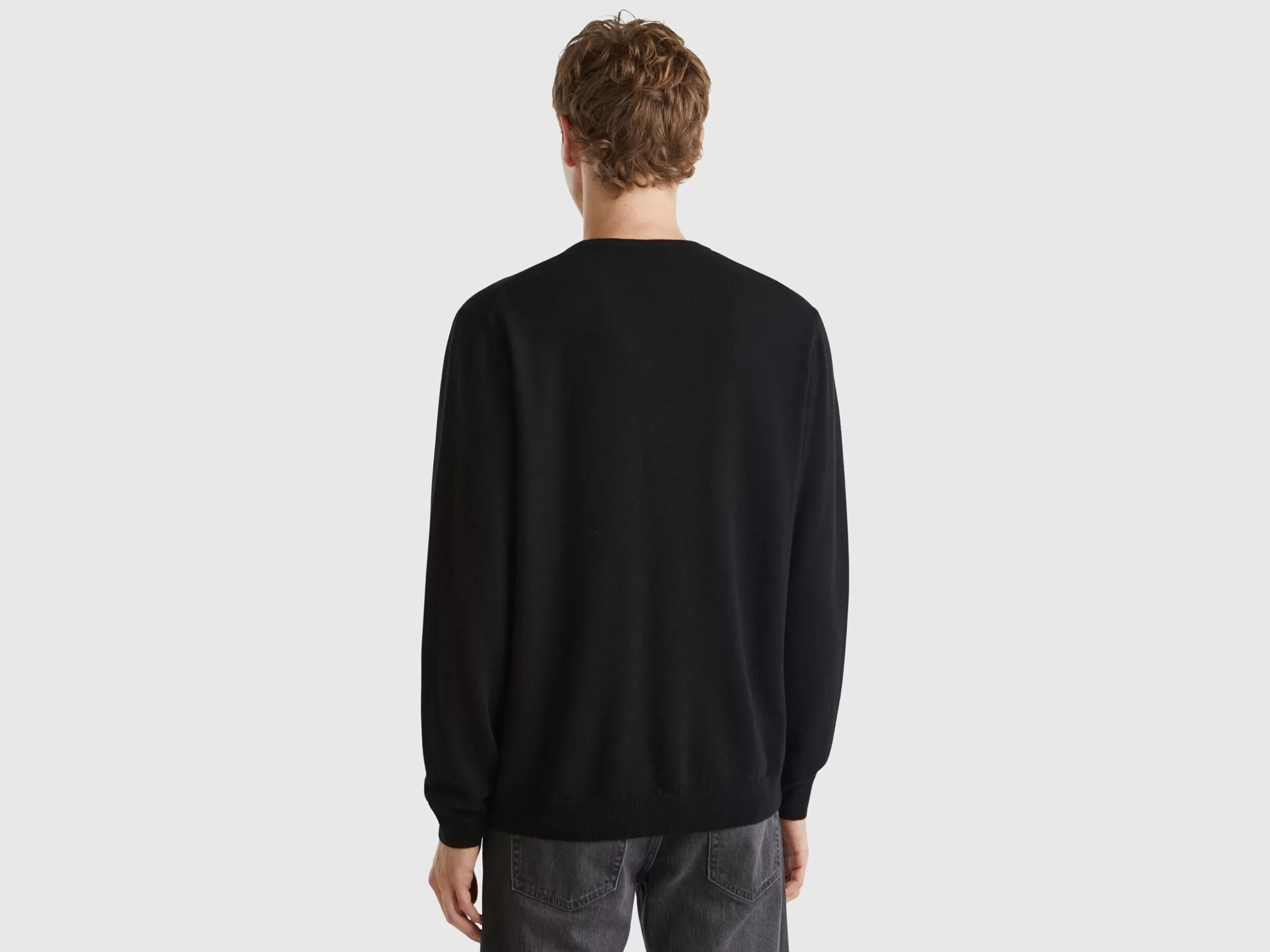 United Colors of Benetton crew neck sweater in pure Merino wool