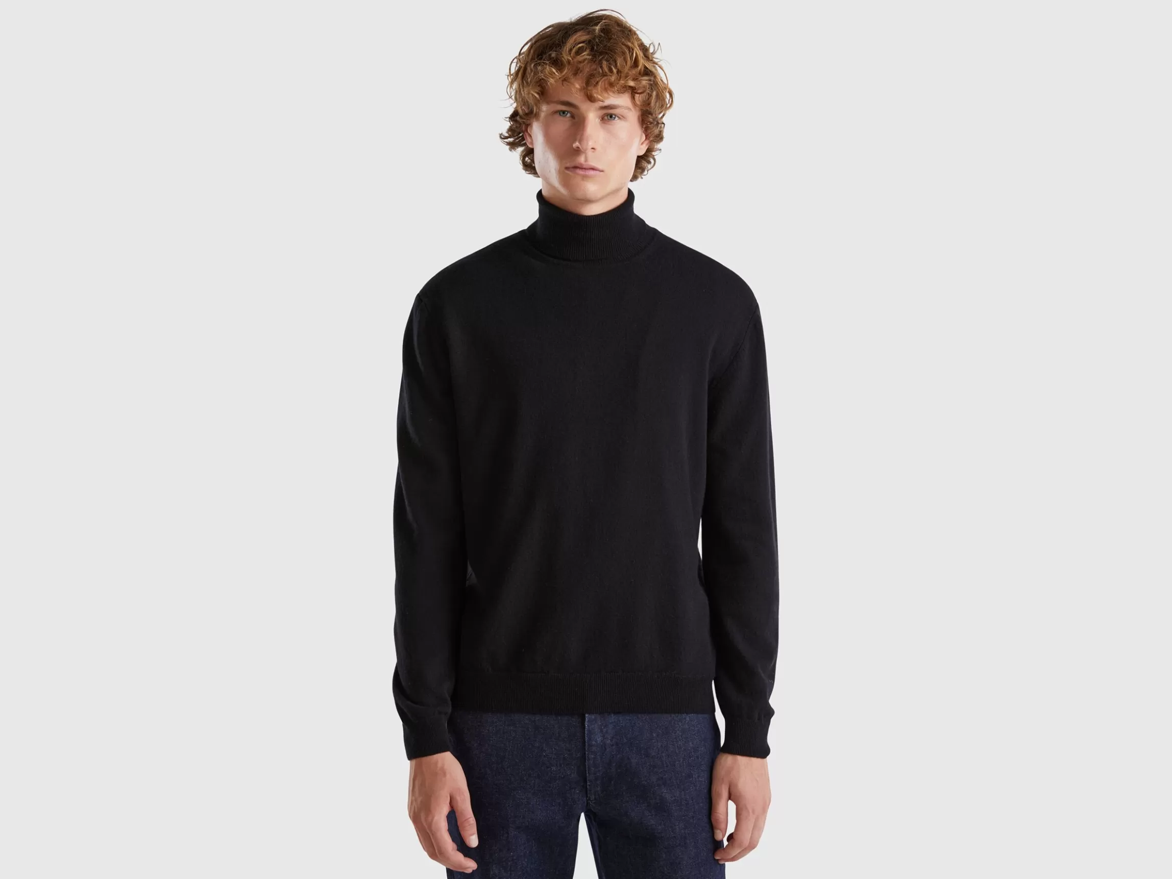 United Colors of Benetton turtleneck in pure Merino wool