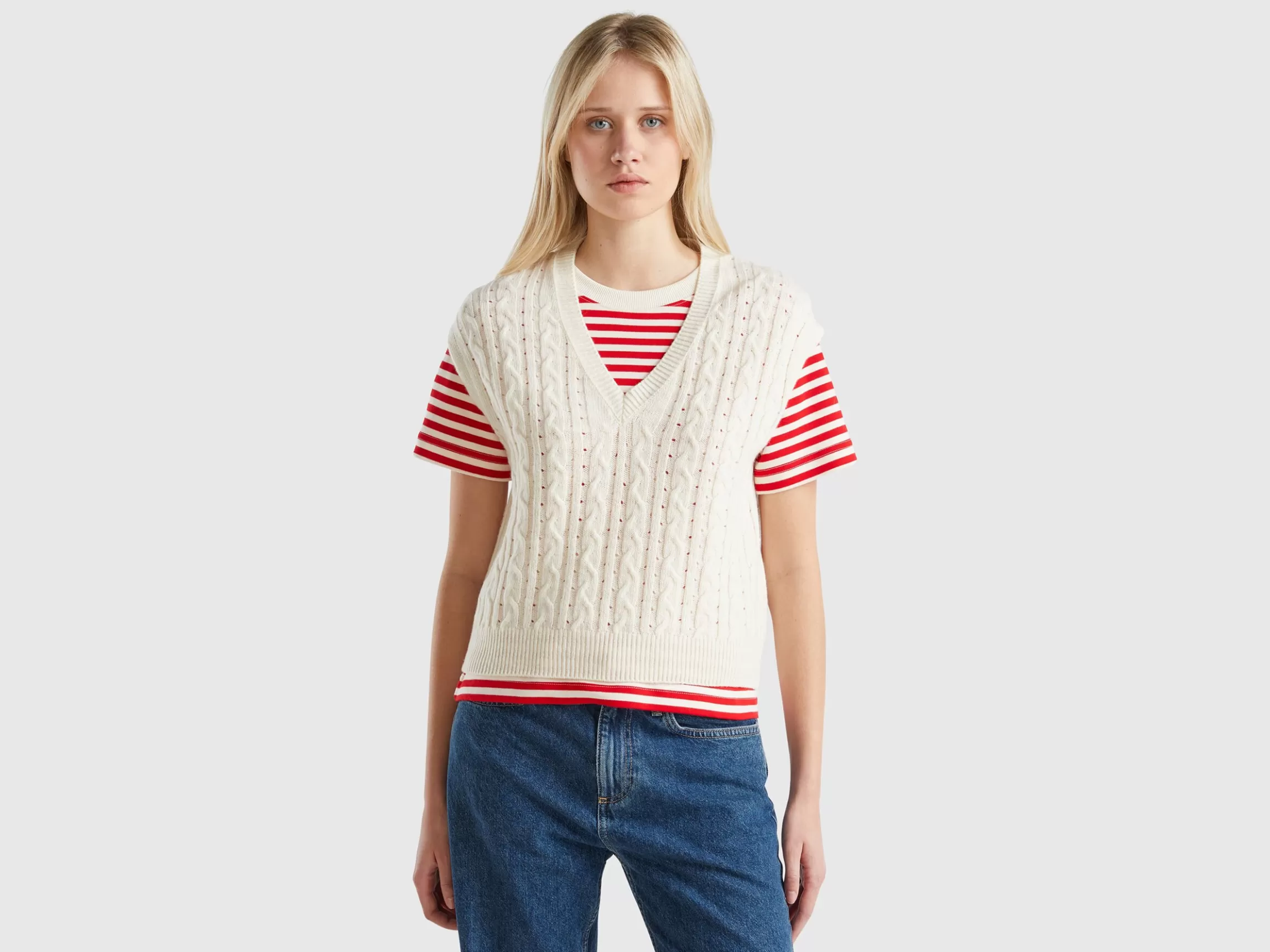 United Colors of Benetton Boxy fit vest with cable knit and perforations