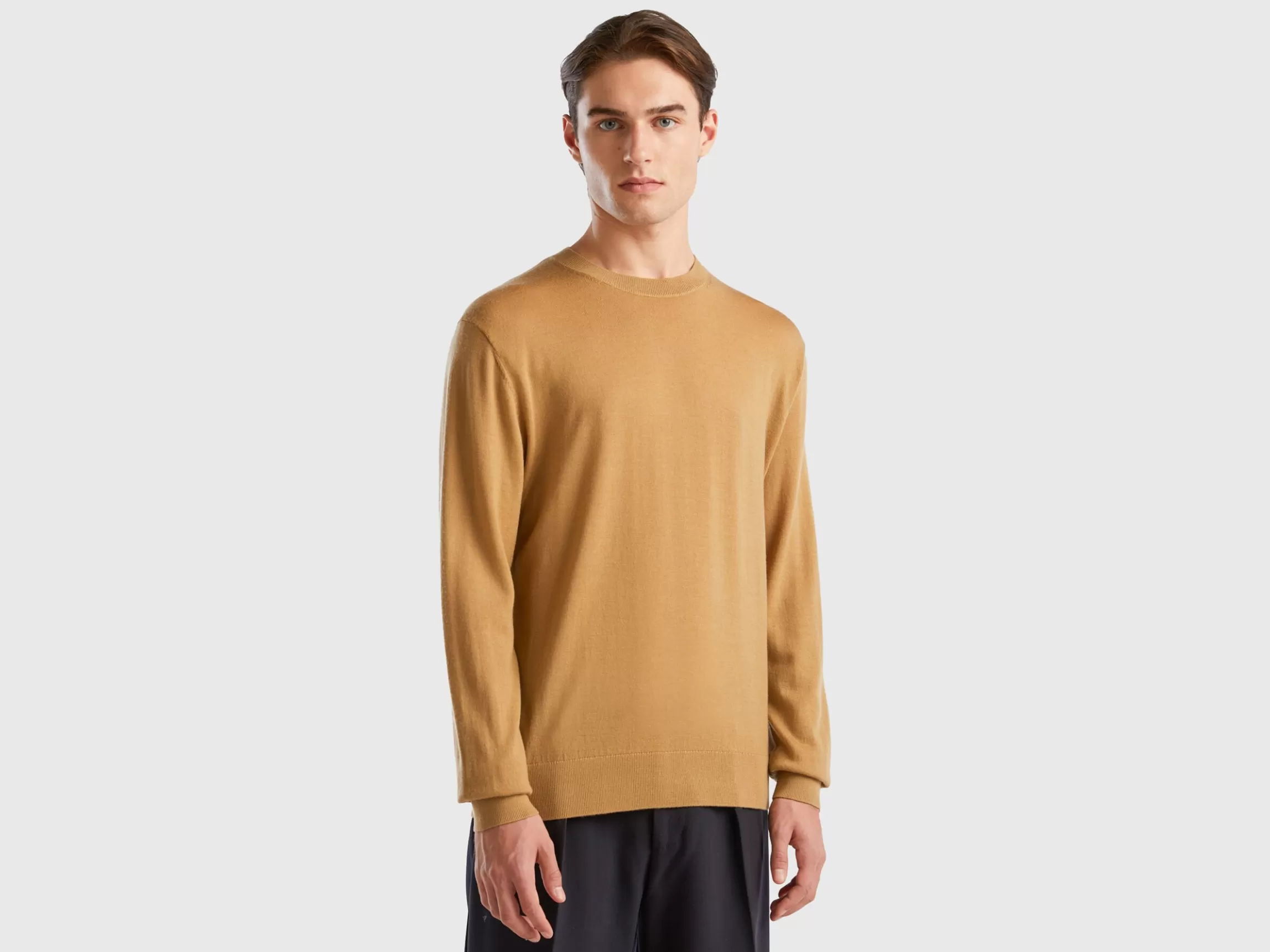 United Colors of Benetton Camel sweater in pure Merino wool