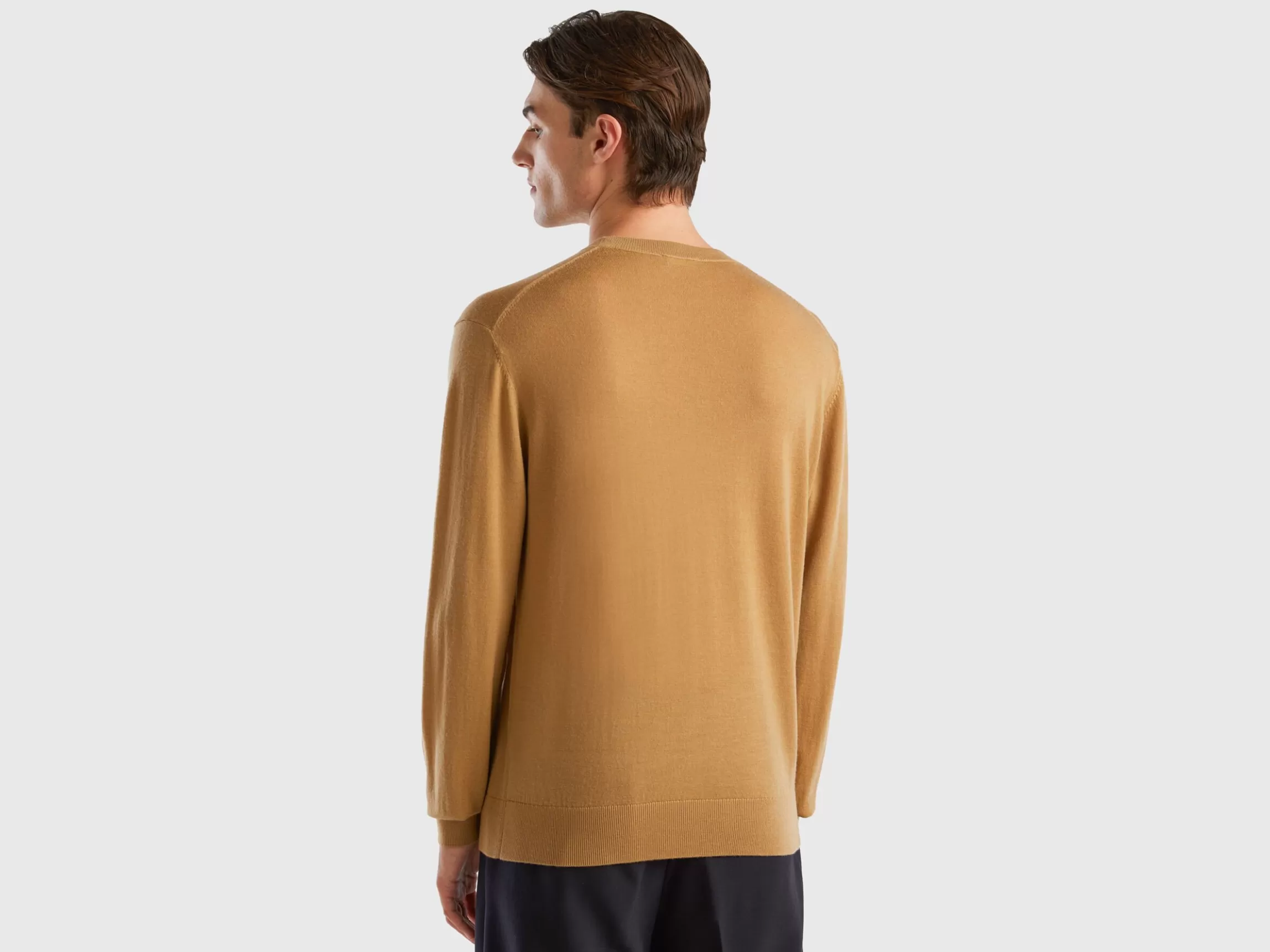 United Colors of Benetton Camel sweater in pure Merino wool