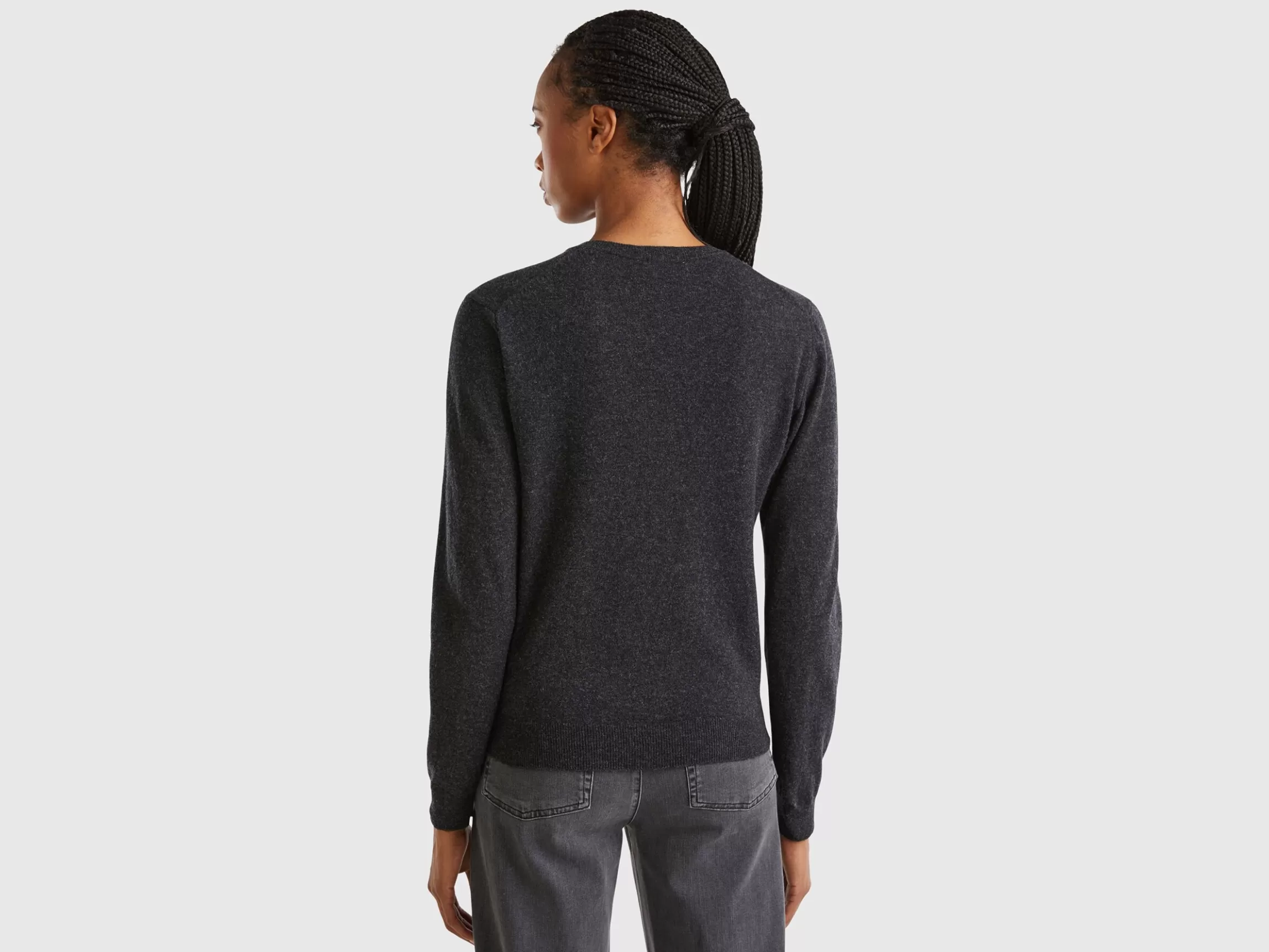 United Colors of Benetton Charcoal gray crew neck sweater in pure Merino wool