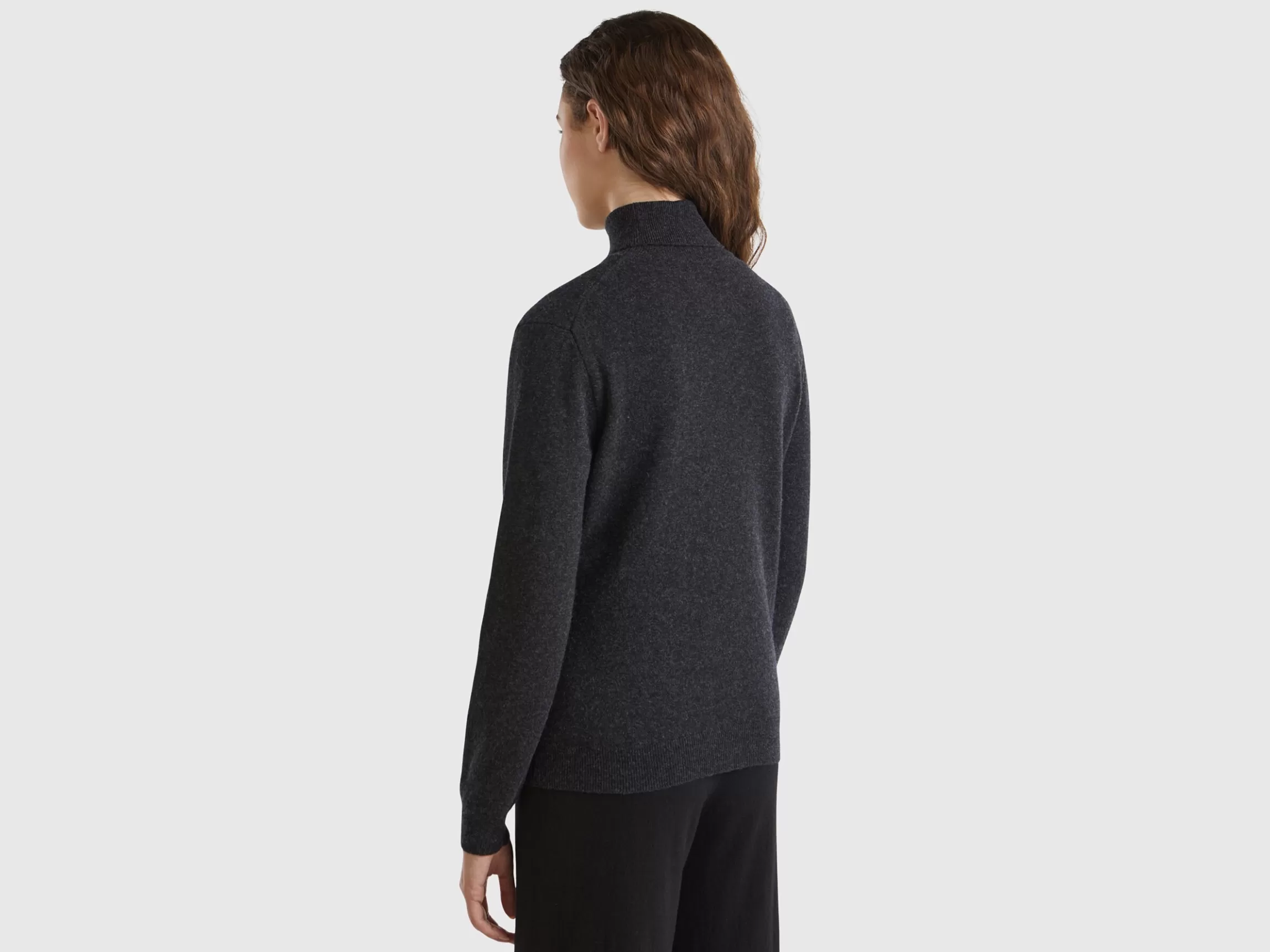 United Colors of Benetton Charcoal gray turtleneck sweater in pure Merino wool