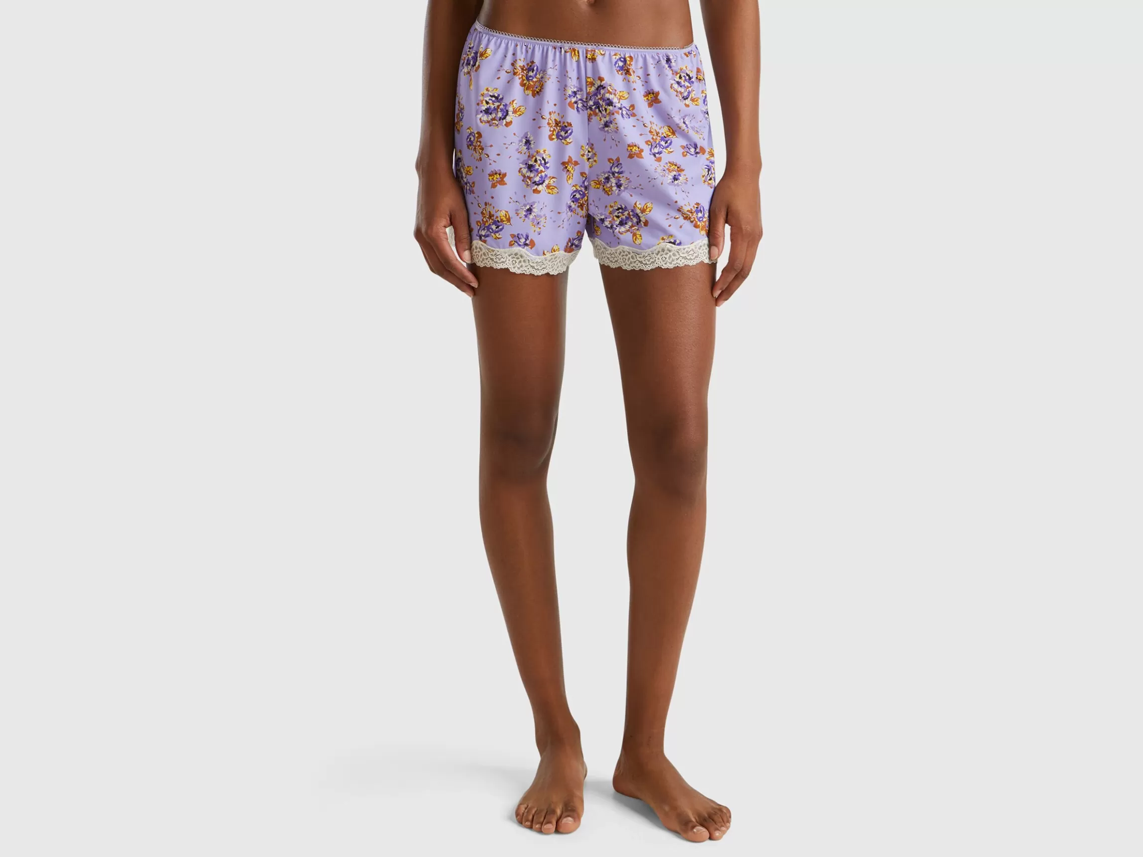 United Colors of Benetton Charmeuse shorts with floral print