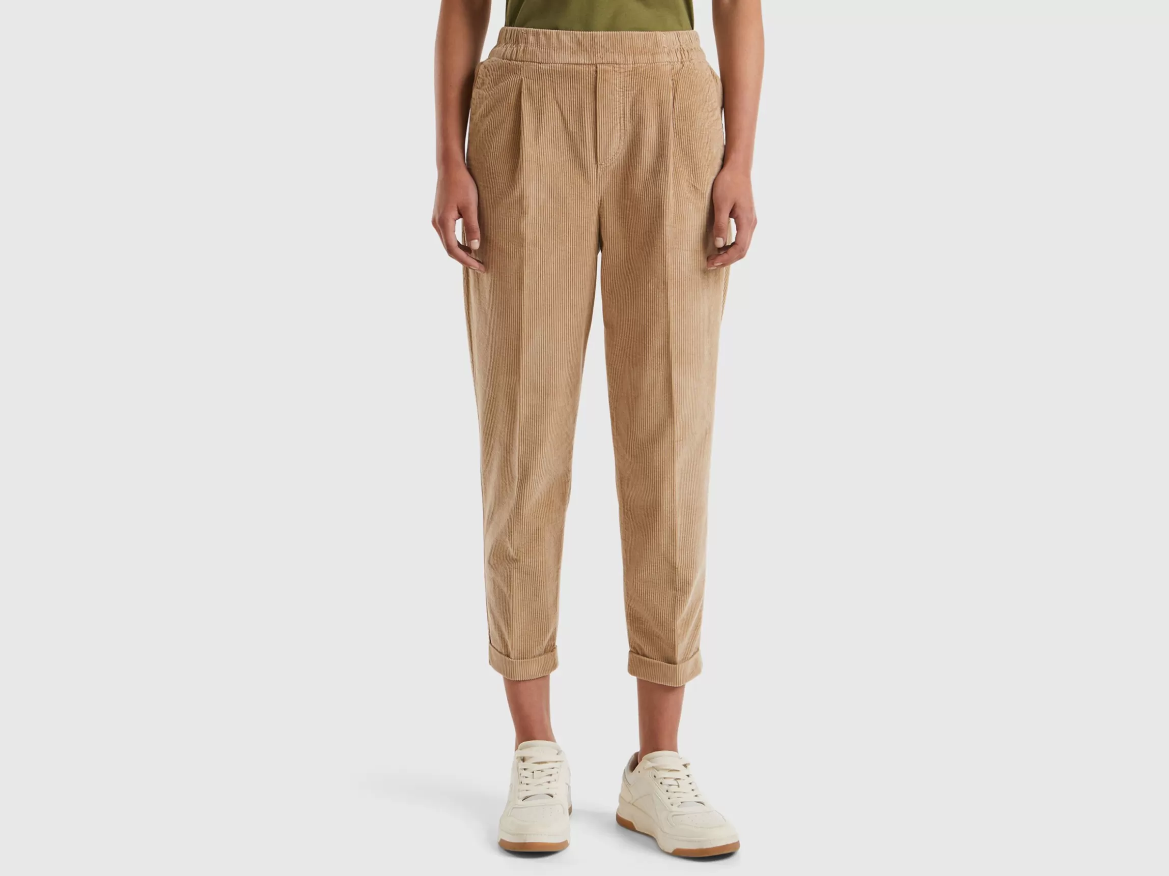 United Colors of Benetton Chinos in velvet with stretch waist