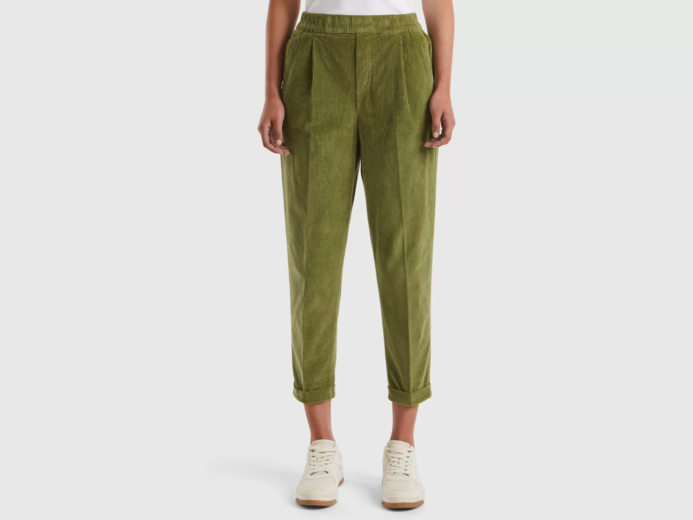 United Colors of Benetton Chinos in velvet with stretch waist