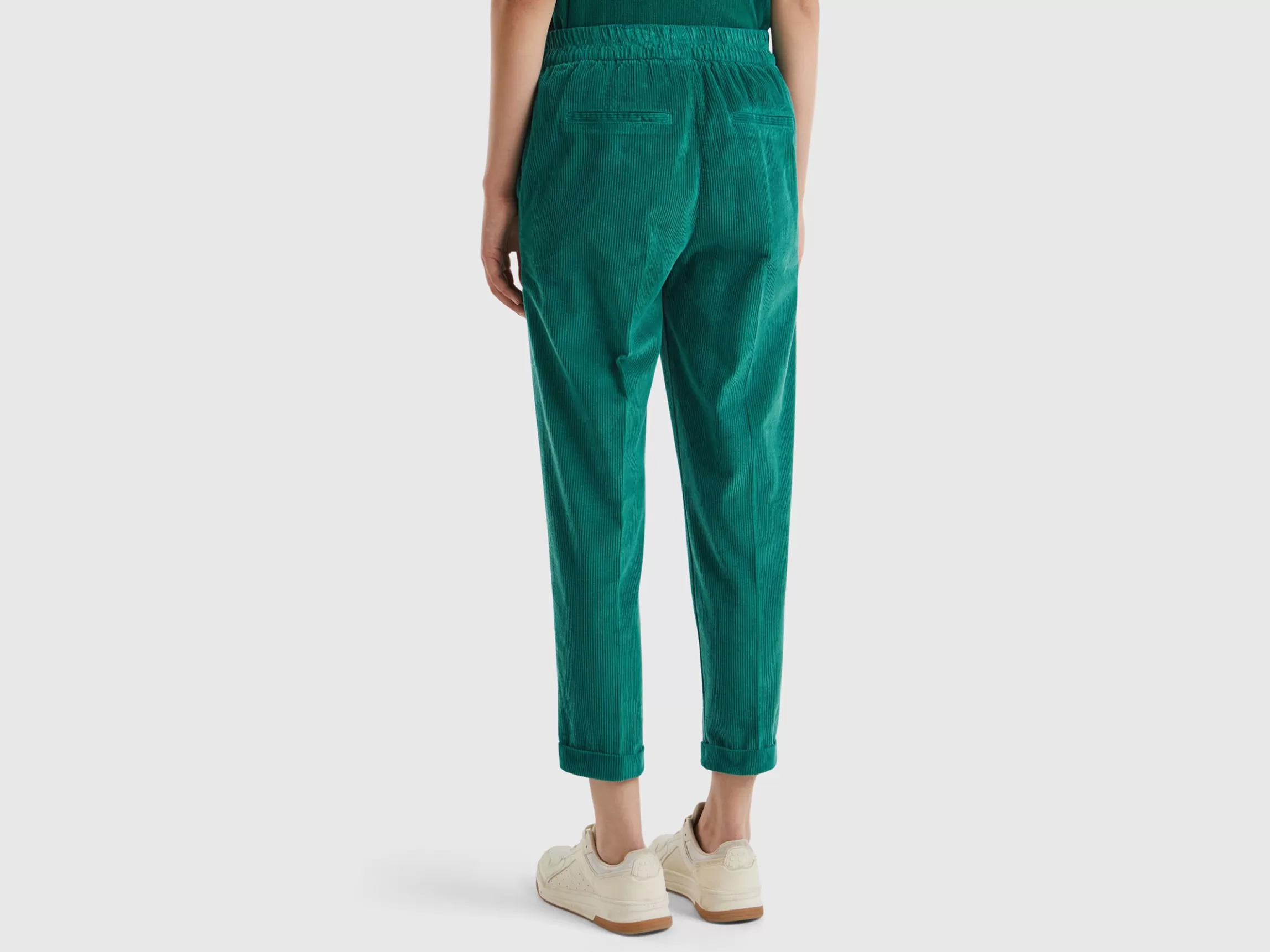 United Colors of Benetton Chinos in velvet with stretch waist