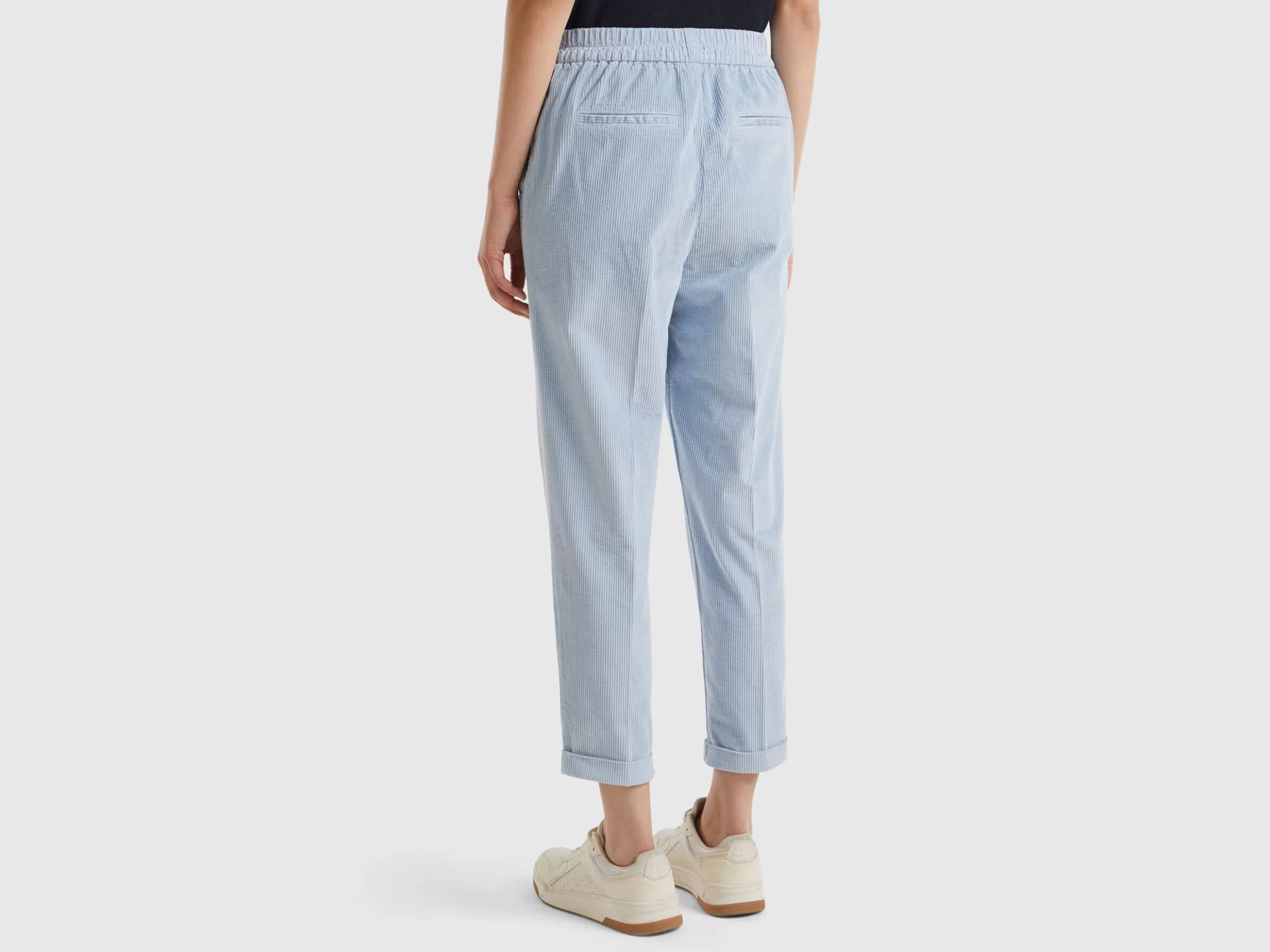 United Colors of Benetton Chinos in velvet with stretch waist