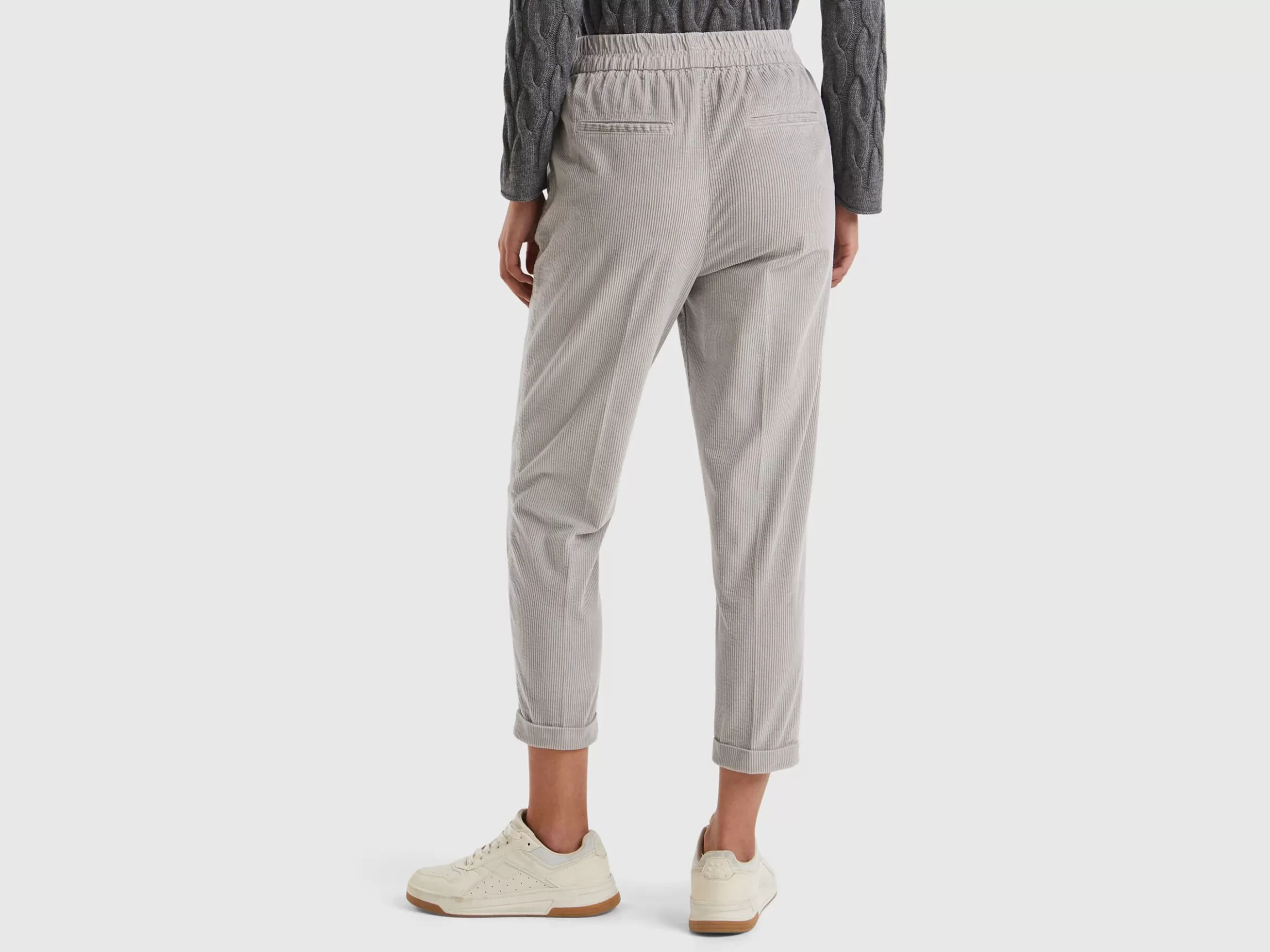 United Colors of Benetton Chinos in velvet with stretch waist