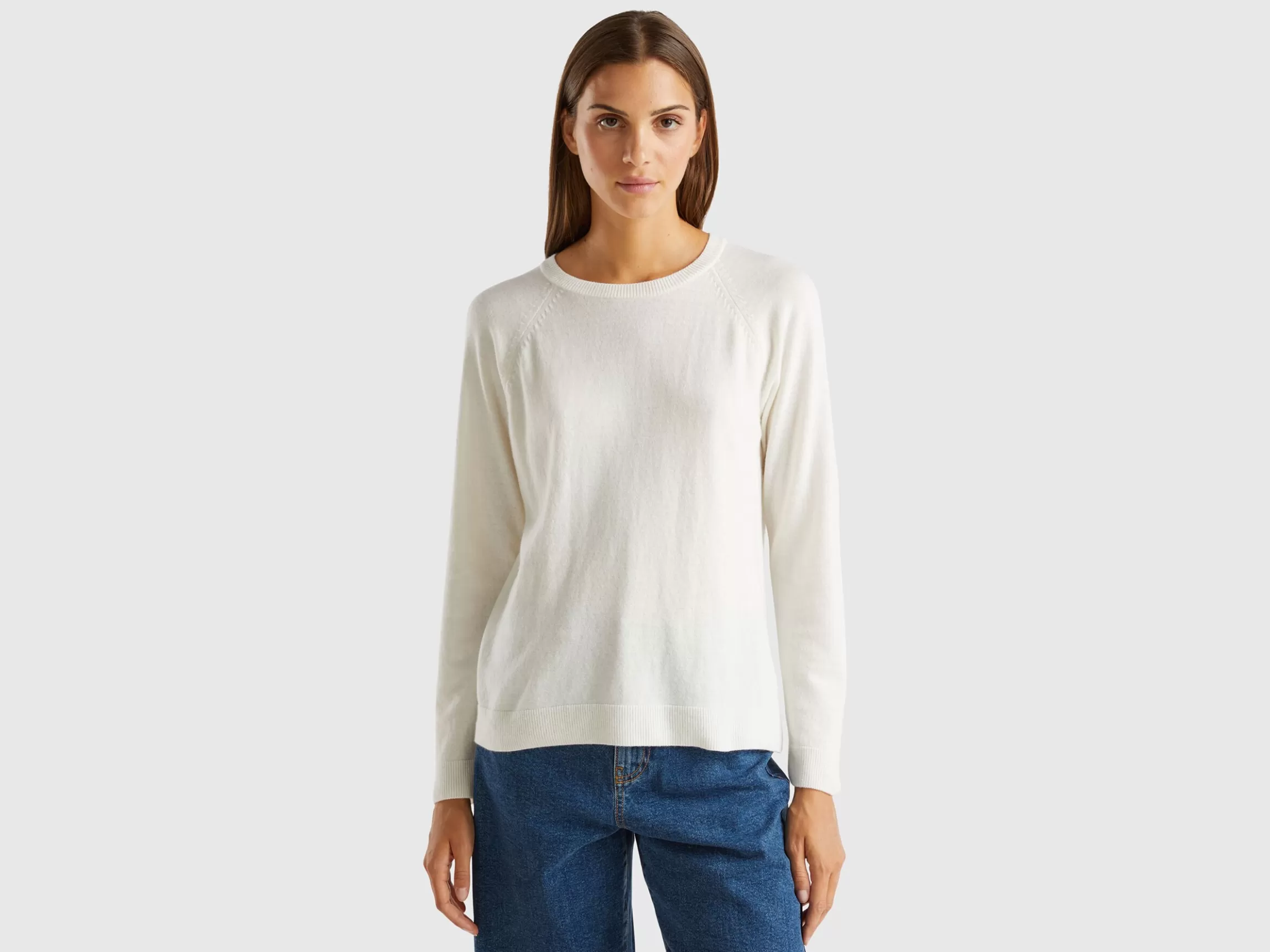 United Colors of Benetton Cream crew neck sweater in cashmere and wool blend