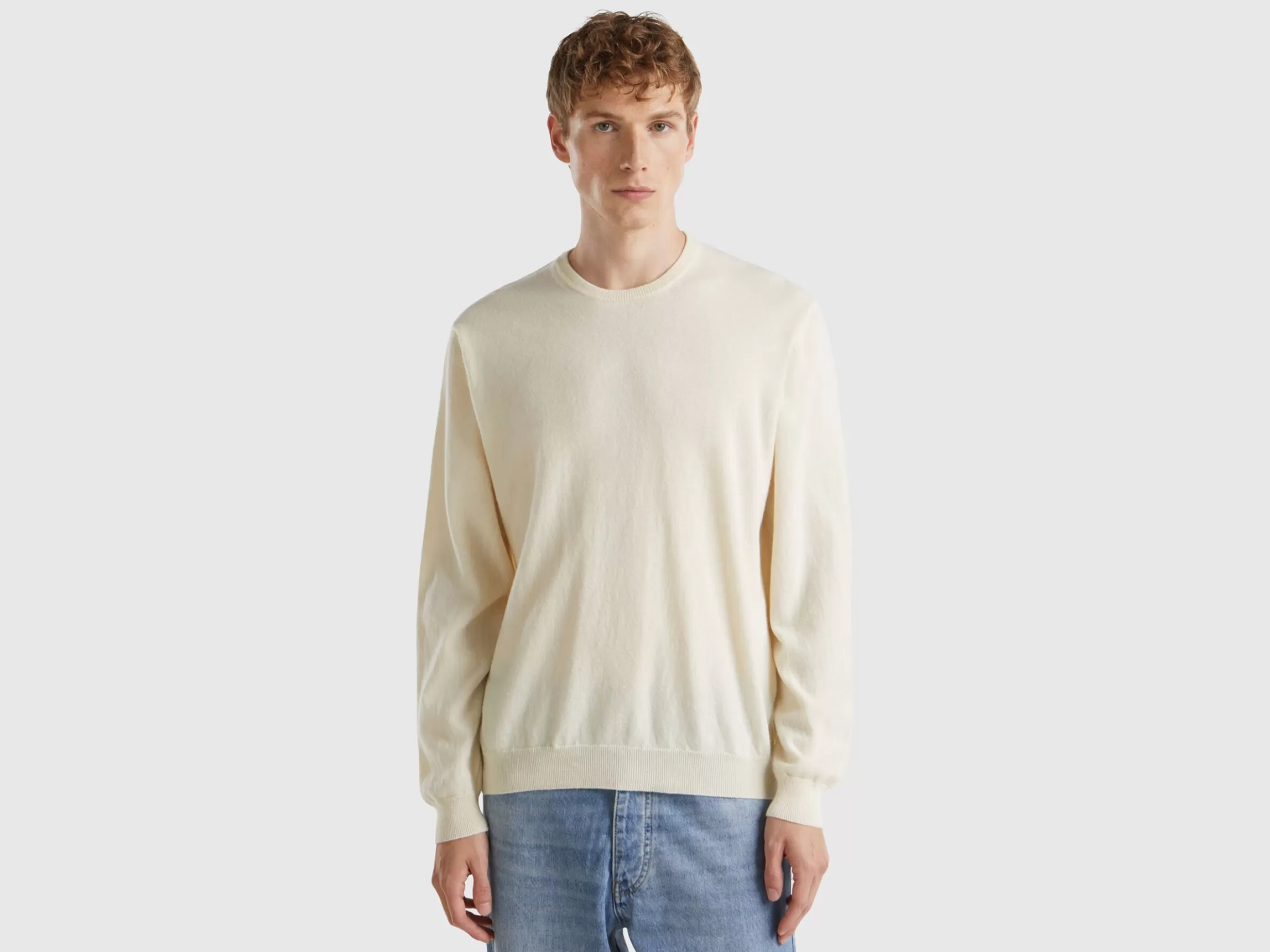 United Colors of Benetton crew neck sweater in pure Merino wool