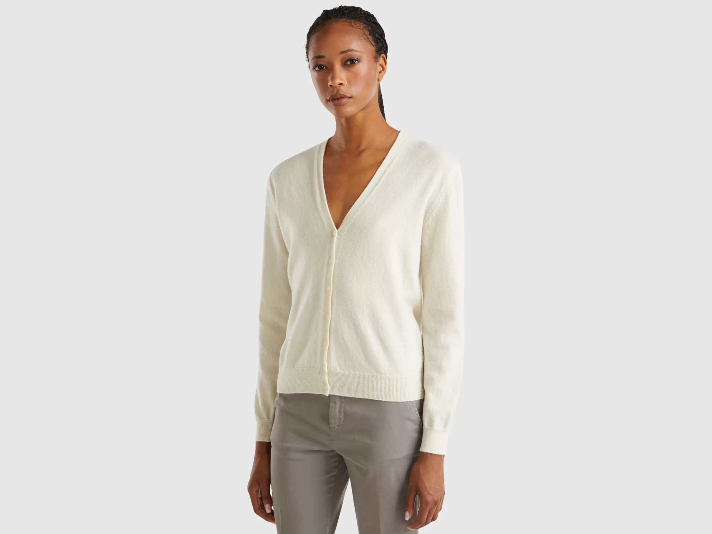 United Colors of Benetton V- neck cardigan in pure Merino wool