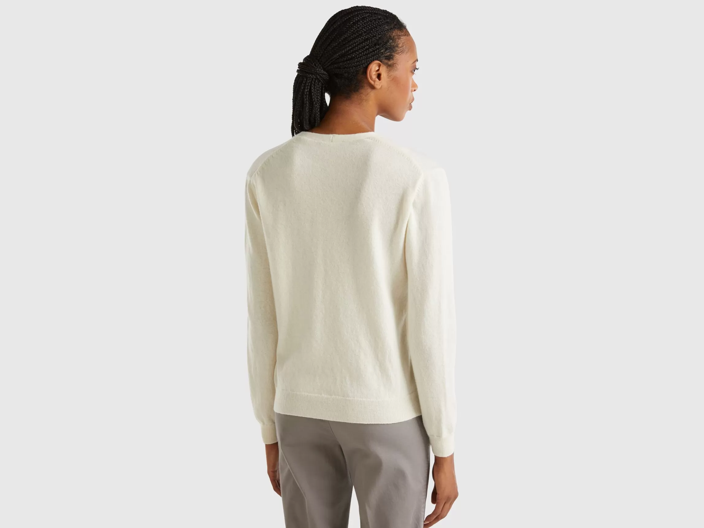 United Colors of Benetton V- neck cardigan in pure Merino wool