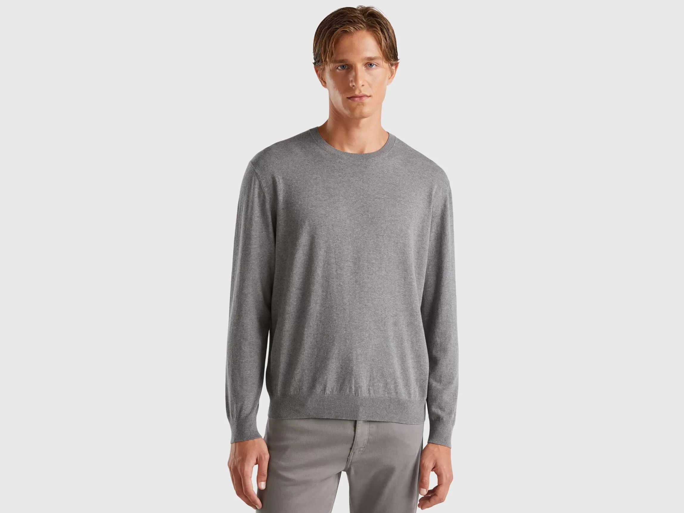 United Colors of Benetton Crew neck sweater in lightweight cotton blend