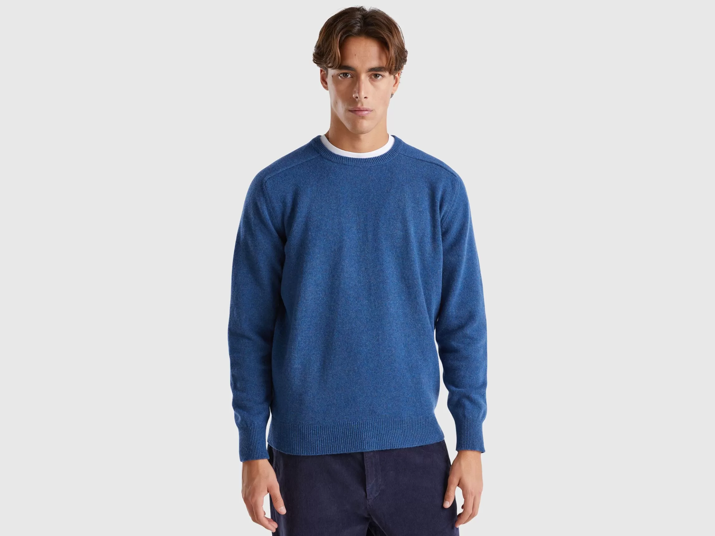 United Colors of Benetton Crew neck sweater in pure Merino wool