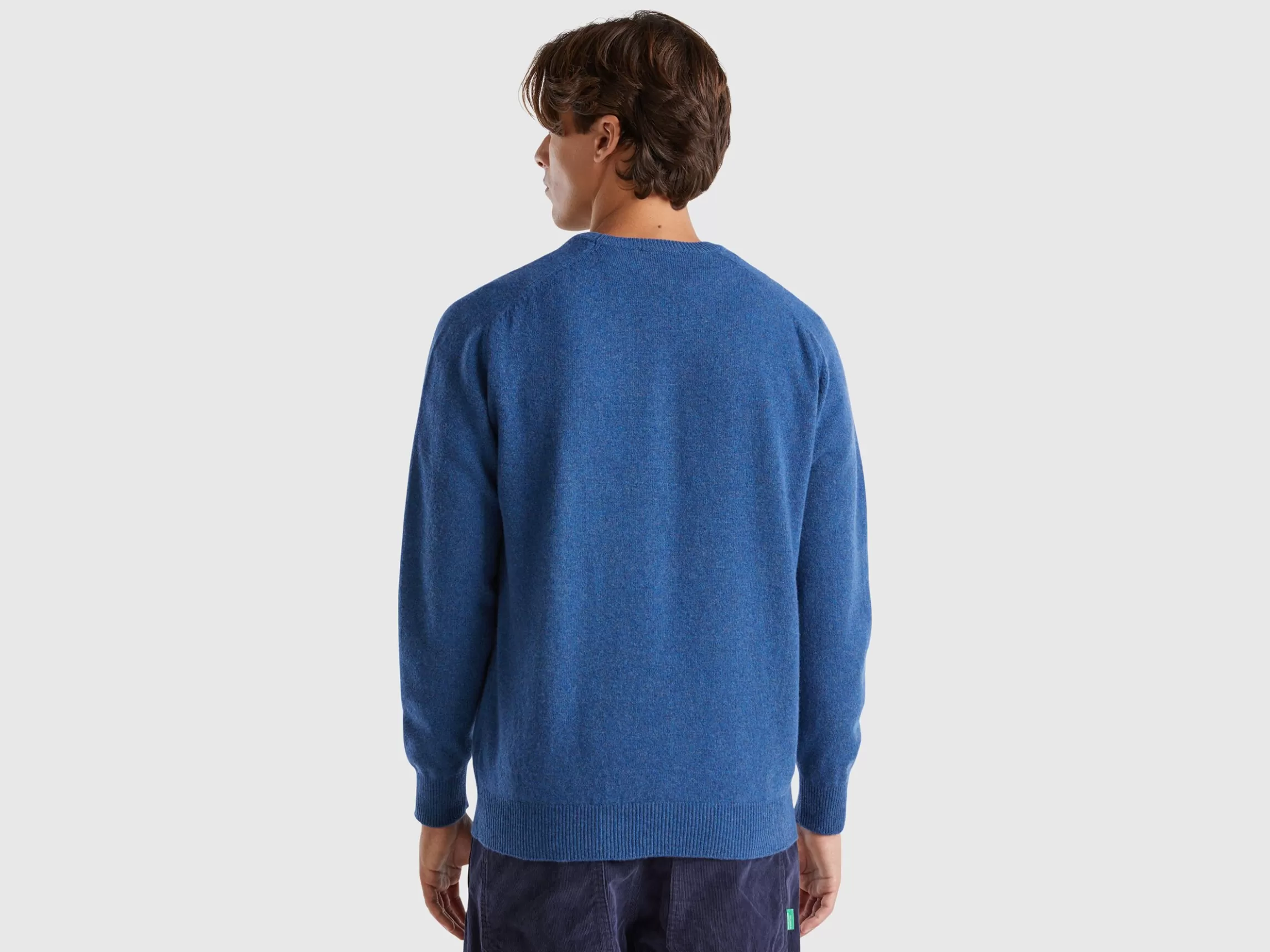 United Colors of Benetton Crew neck sweater in pure Merino wool