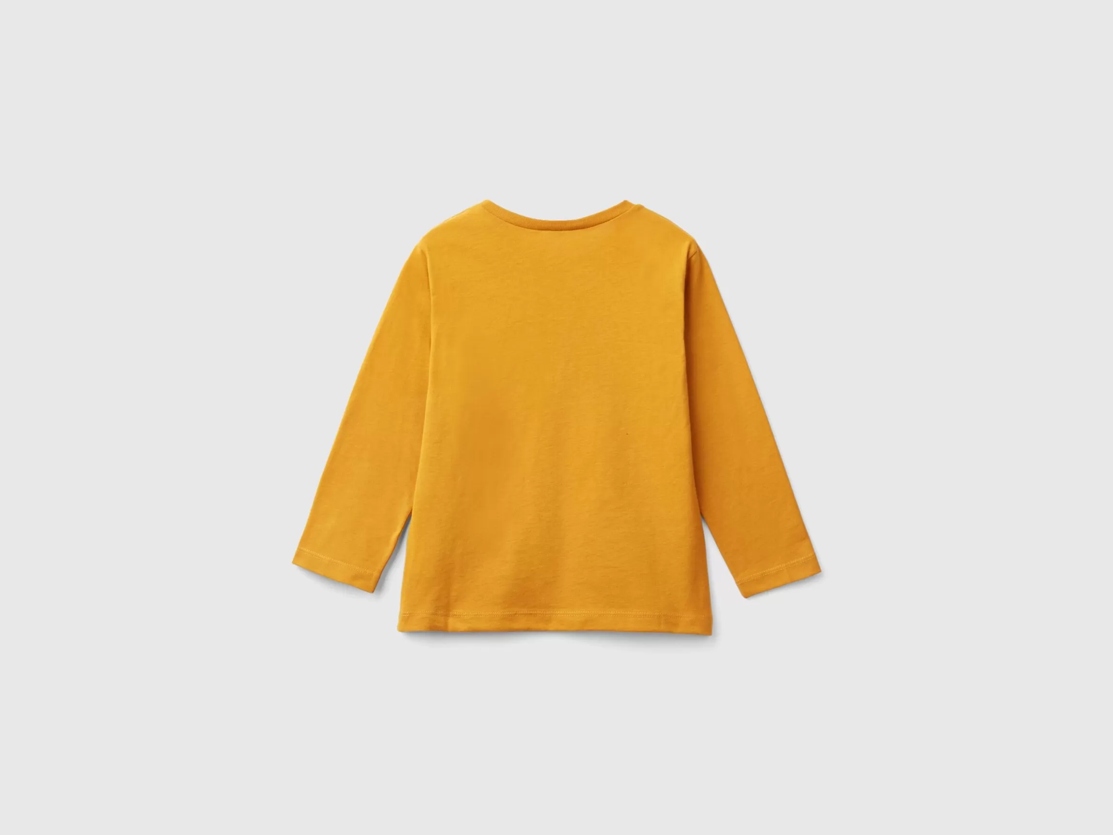 United Colors of Benetton Crew neck t-shirt in warm organic cotton