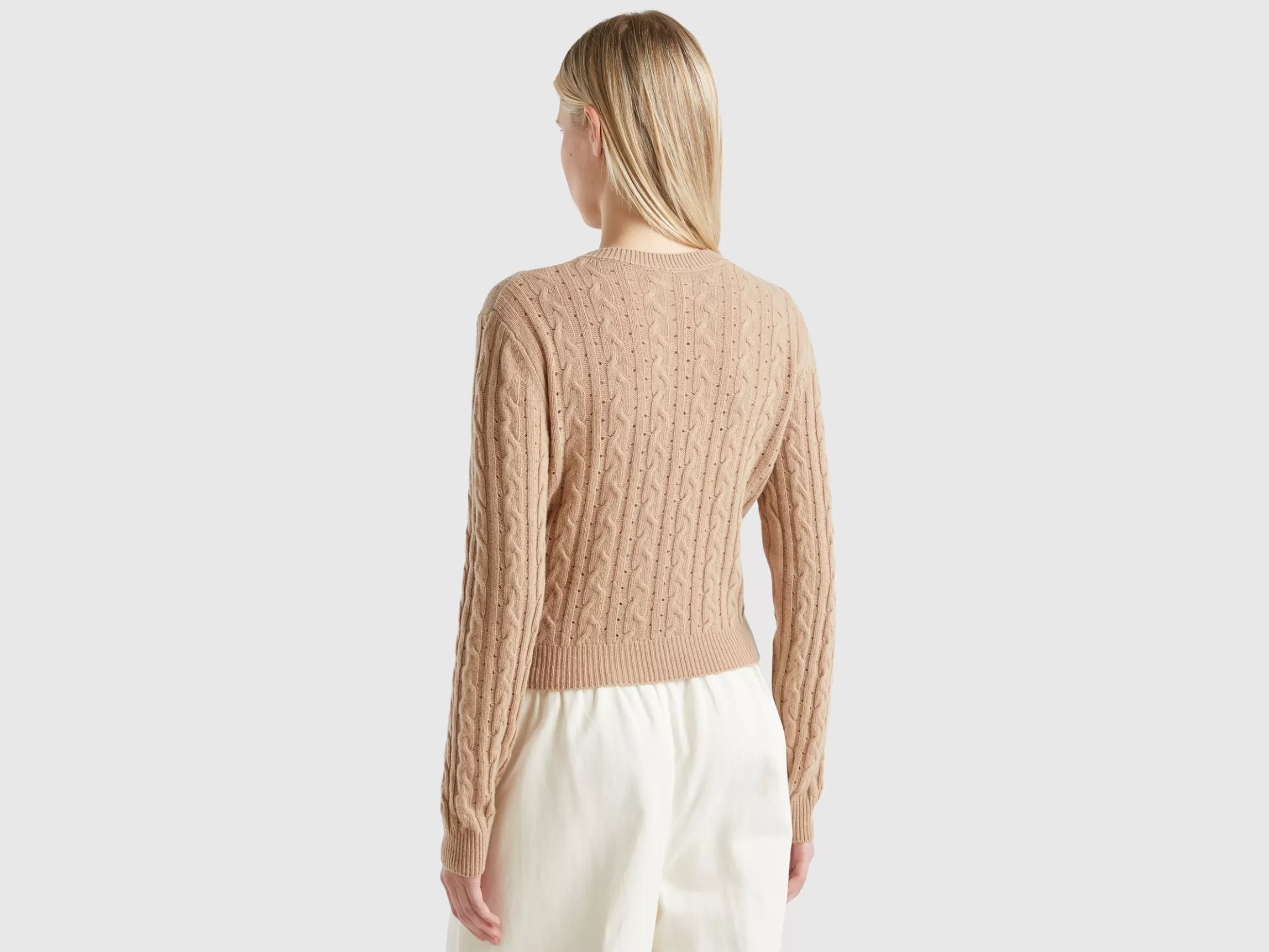 United Colors of Benetton Cropped sweater with cable knit and perforations