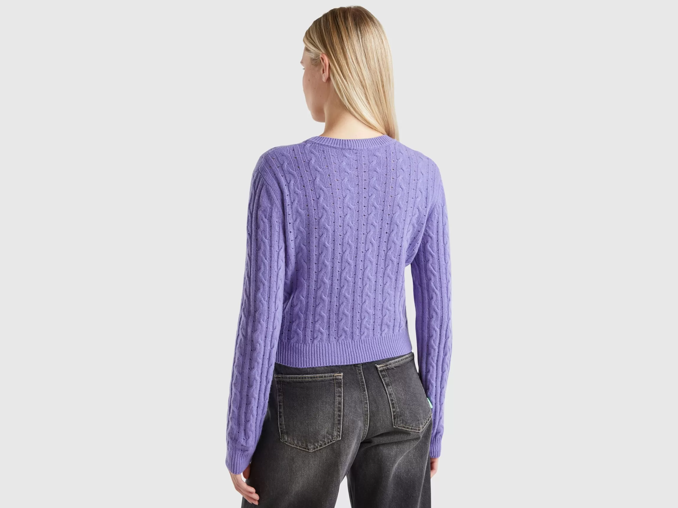 United Colors of Benetton Cropped sweater with cable knit and perforations