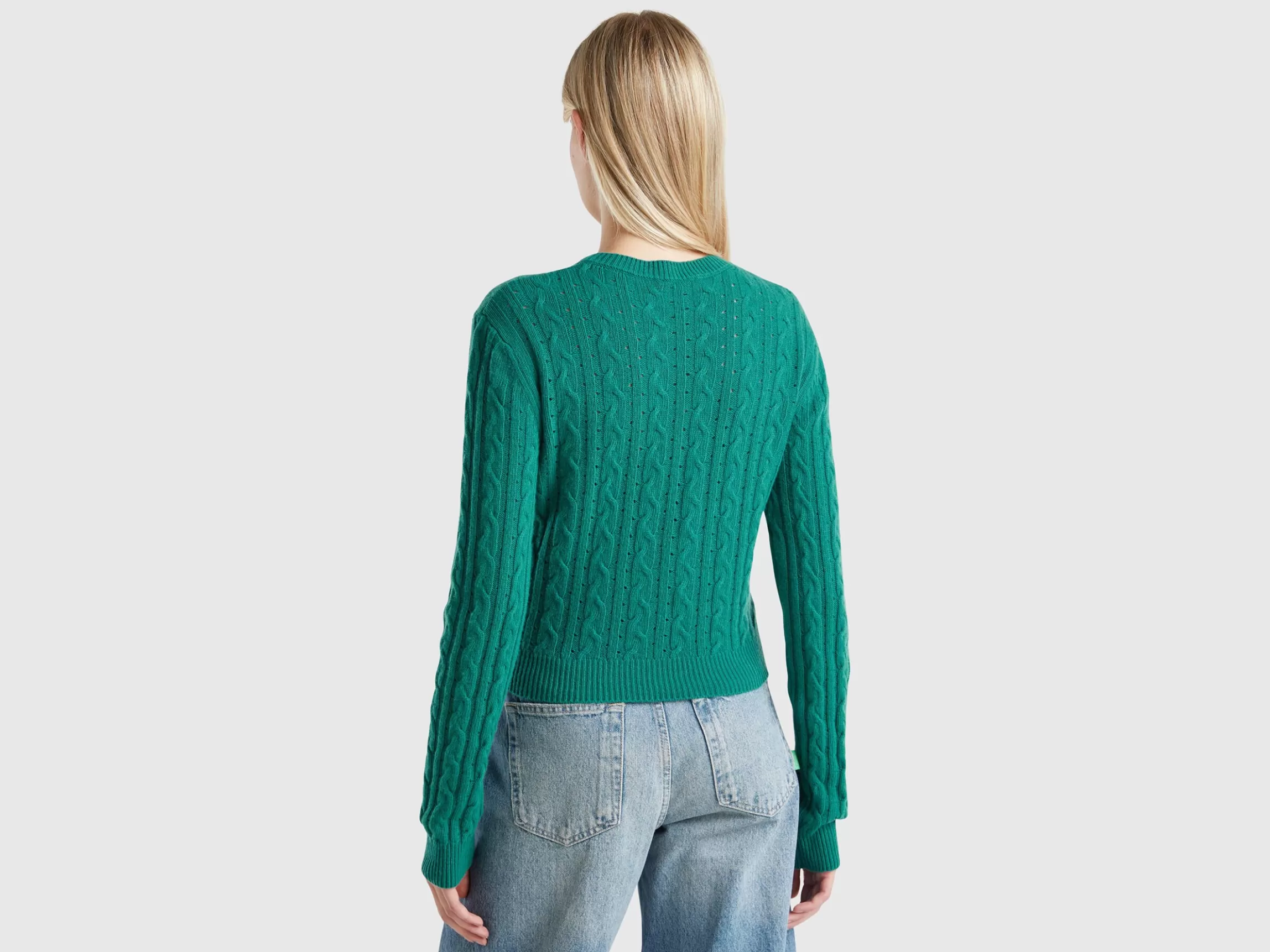 United Colors of Benetton Cropped sweater with cable knit and perforations