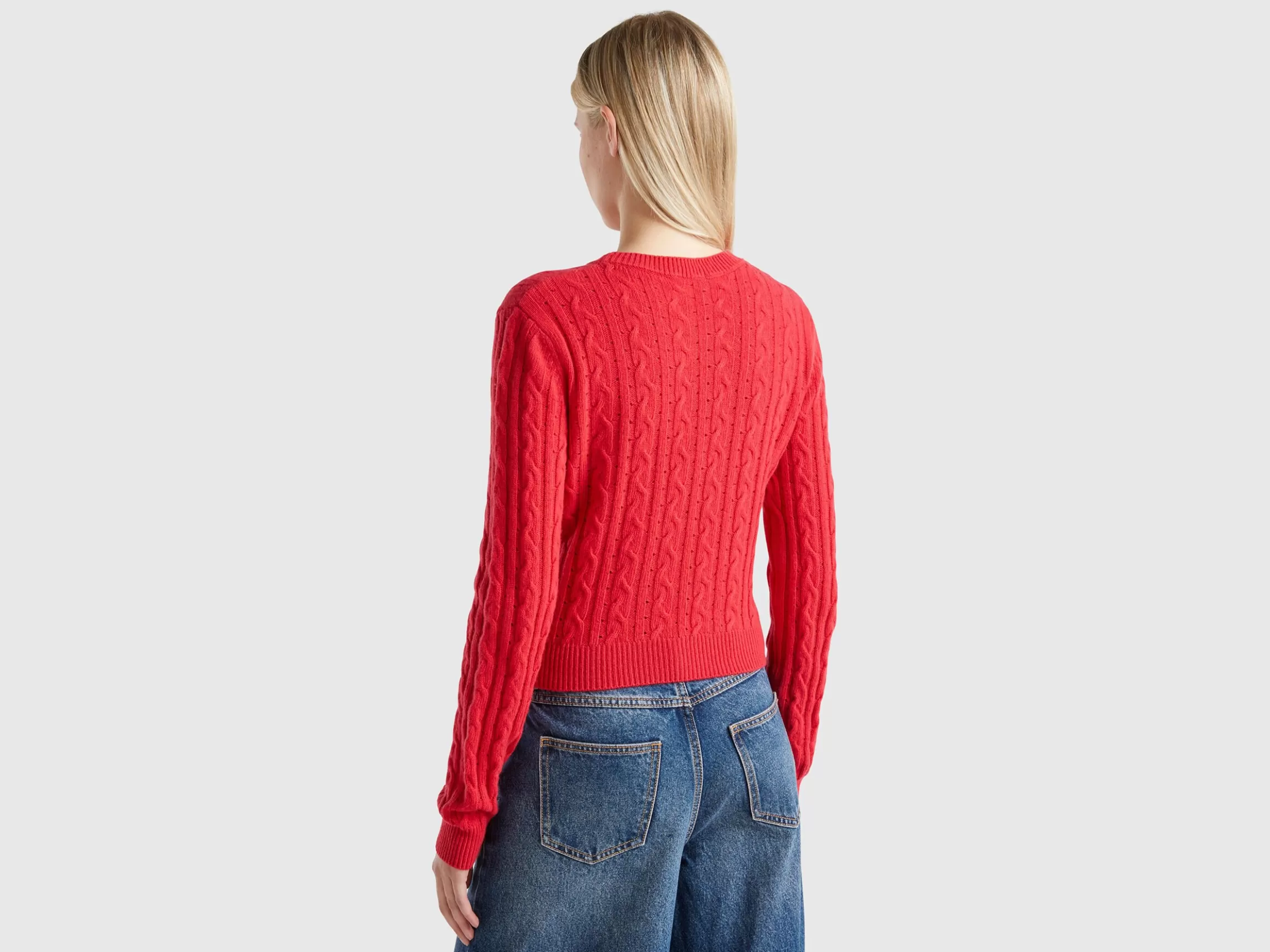 United Colors of Benetton Cropped sweater with cable knit and perforations