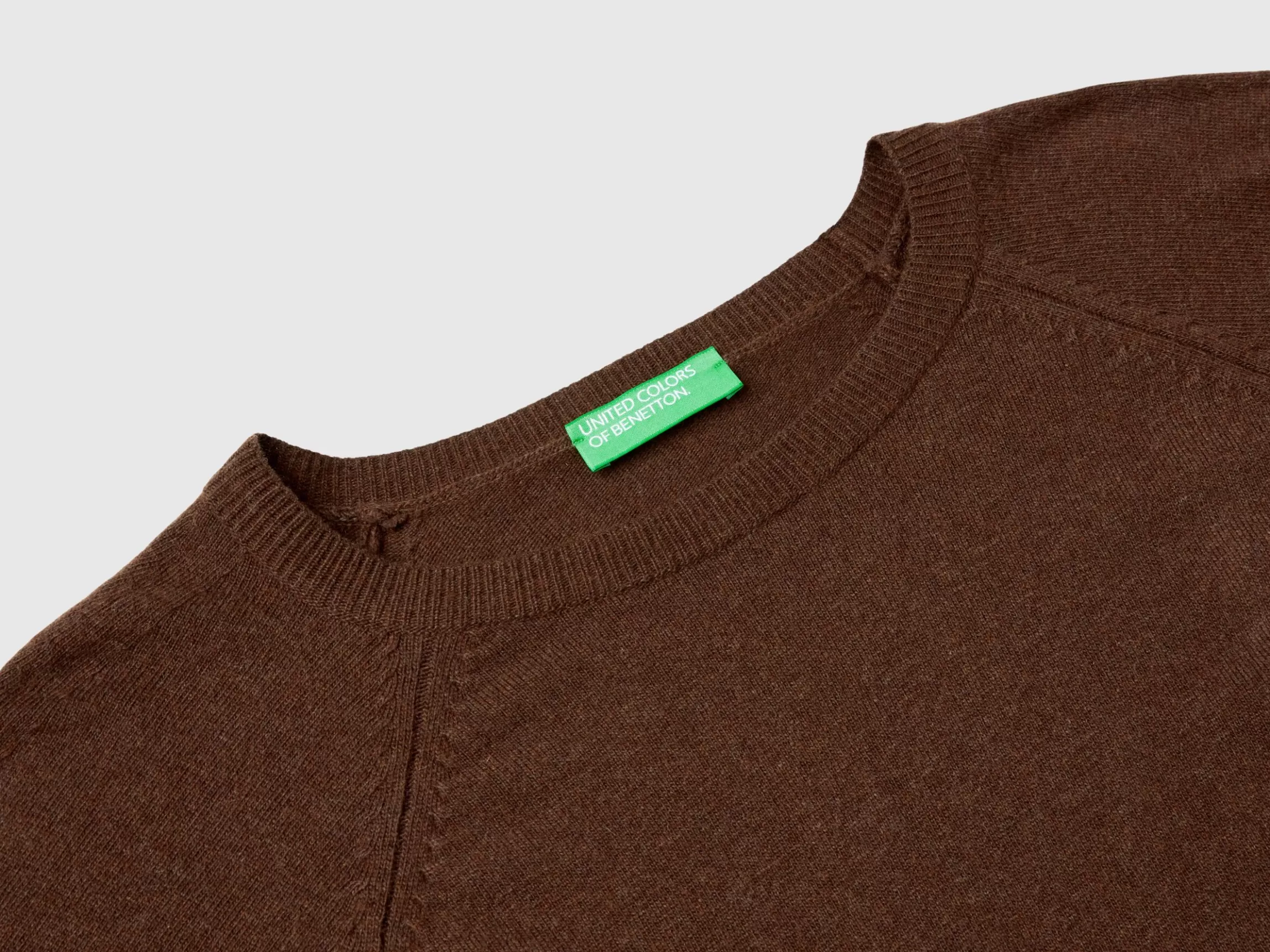 United Colors of Benetton crew neck sweater in wool and cashmere blend