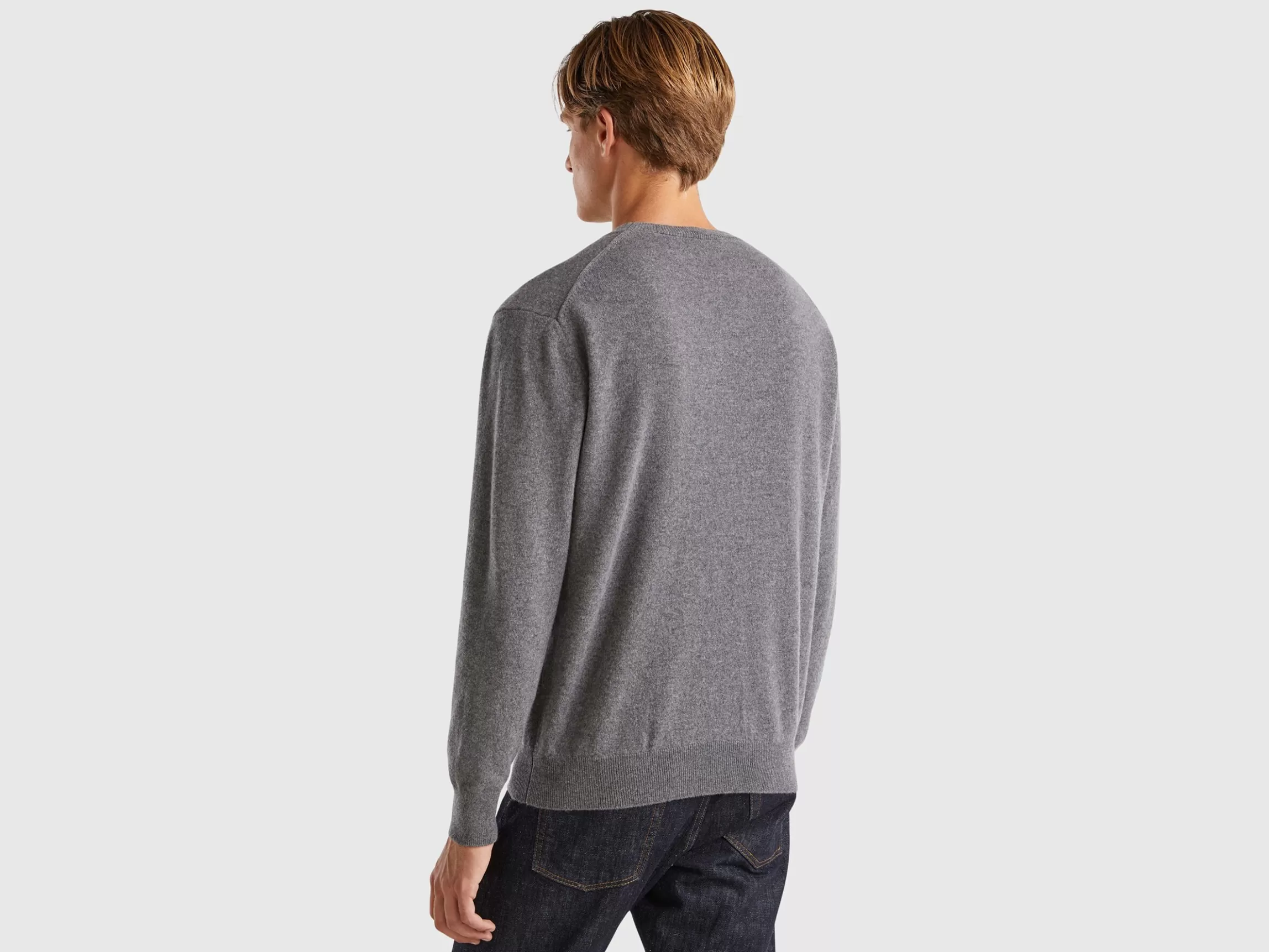 United Colors of Benetton sweater in pure cashmere