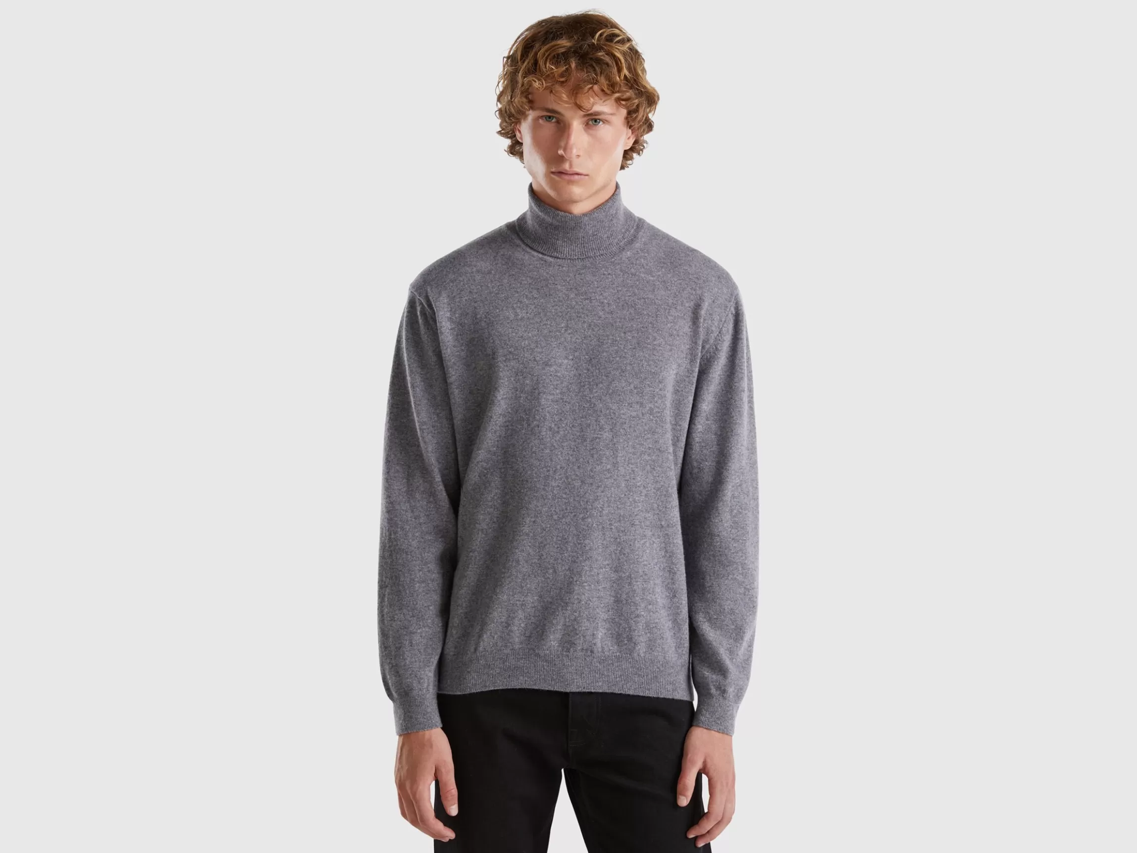 United Colors of Benetton turtleneck in pure Merino wool