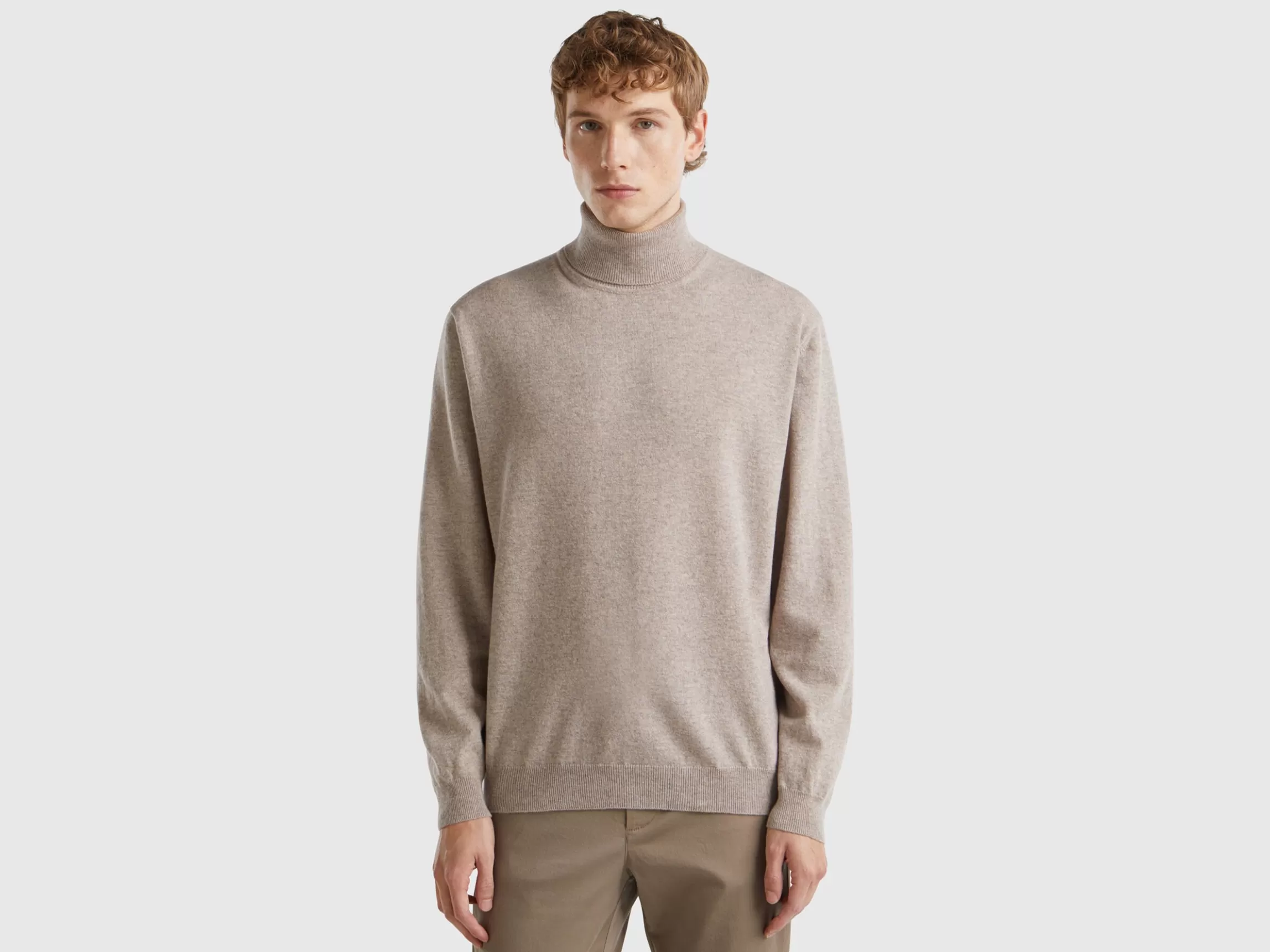 United Colors of Benetton turtleneck in pure Merino wool