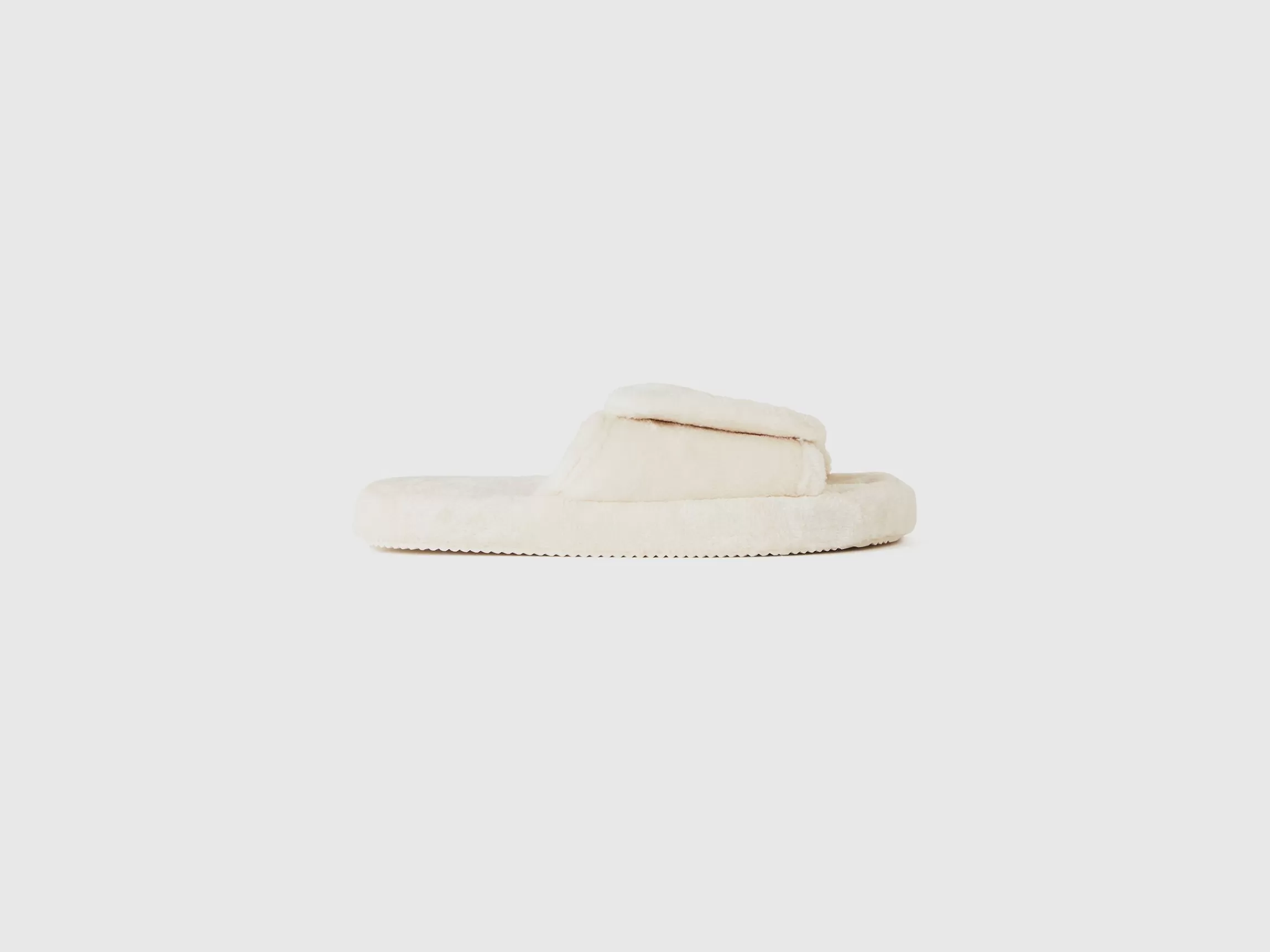 United Colors of Benetton Faux fur slippers