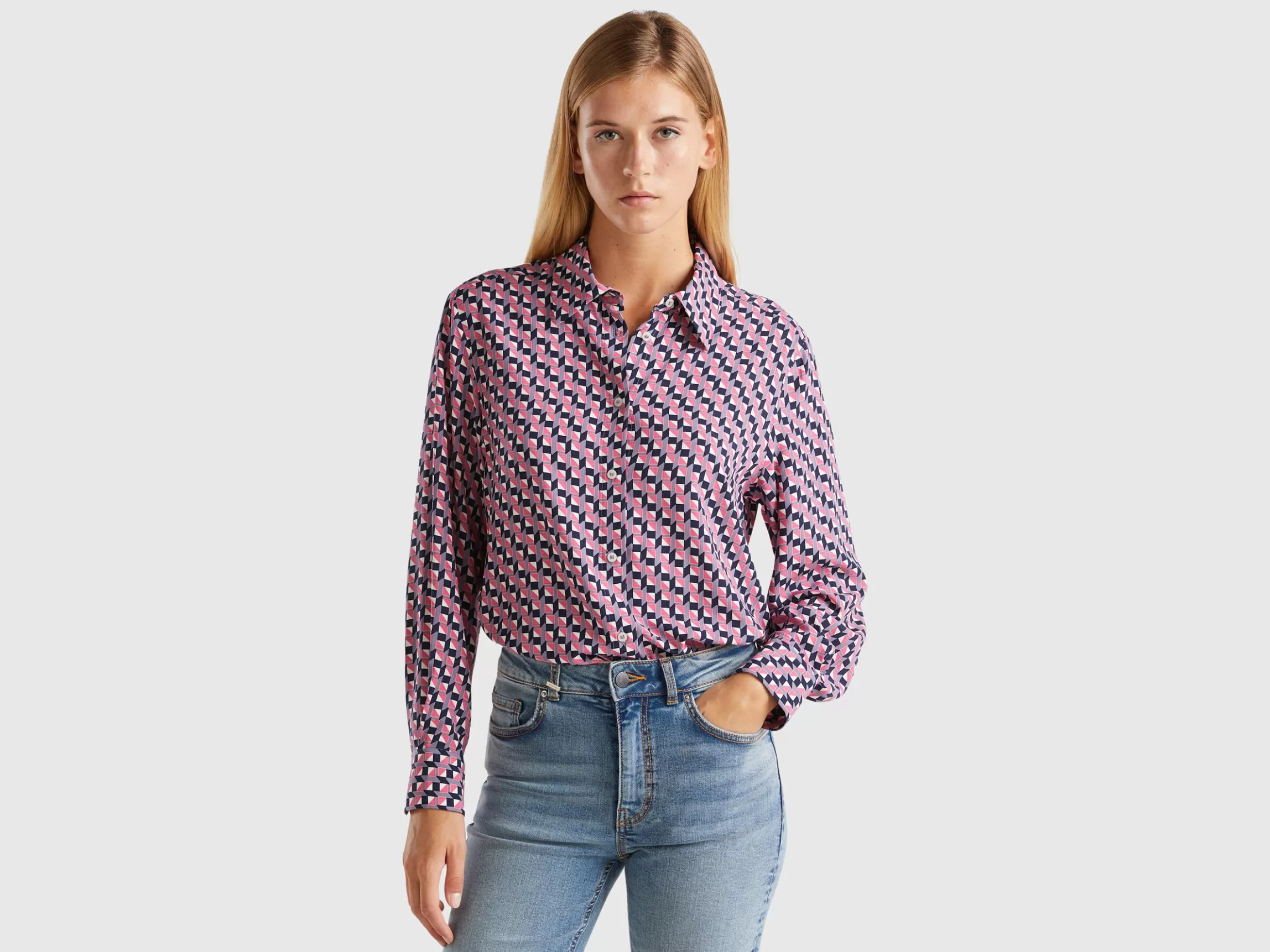 United Colors of Benetton Flowy patterned shirt