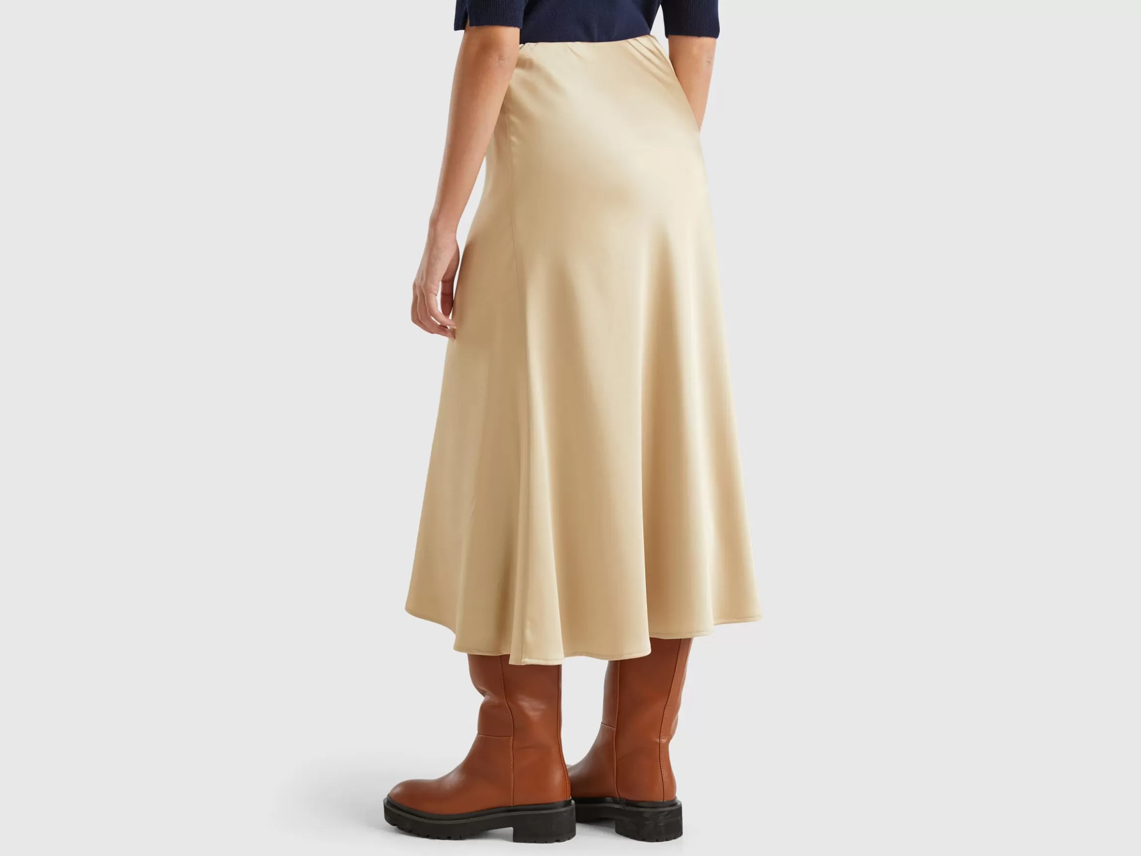 United Colors of Benetton Flowy satin look skirt