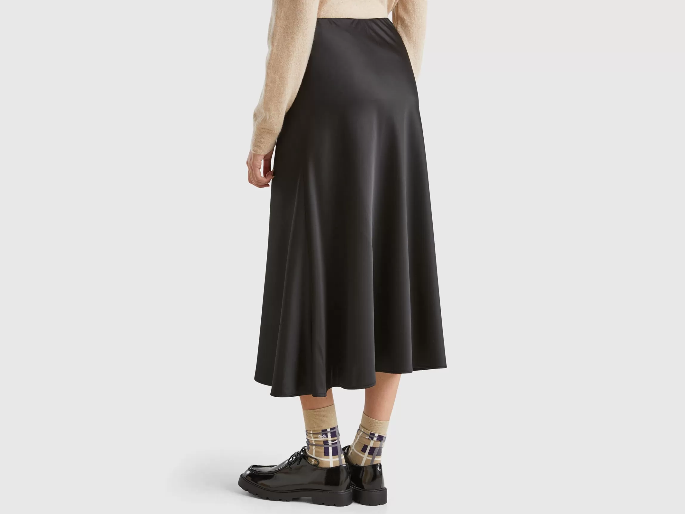 United Colors of Benetton Flowy satin look skirt