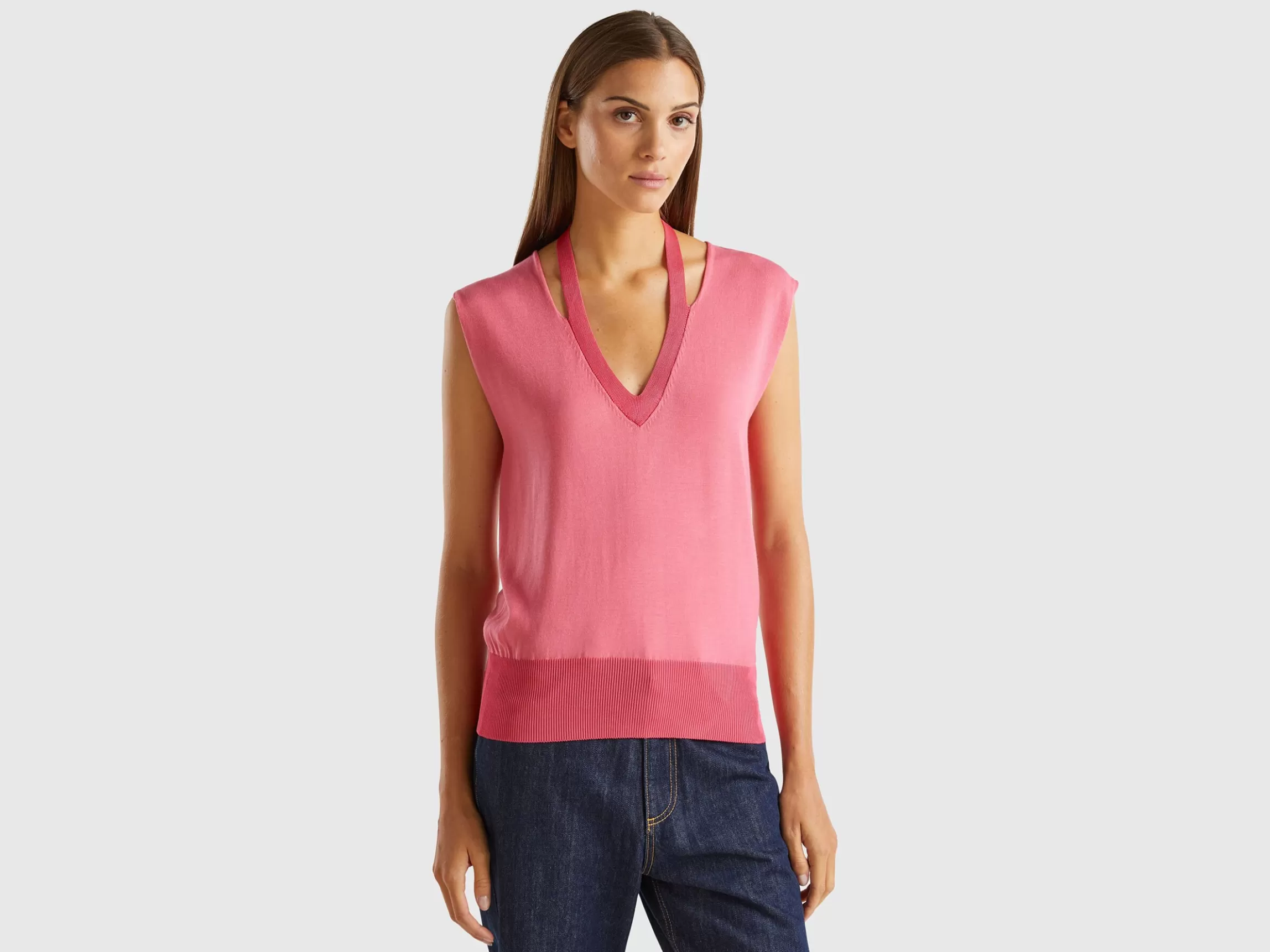 United Colors of Benetton Flowy sweater with V-neck and laces