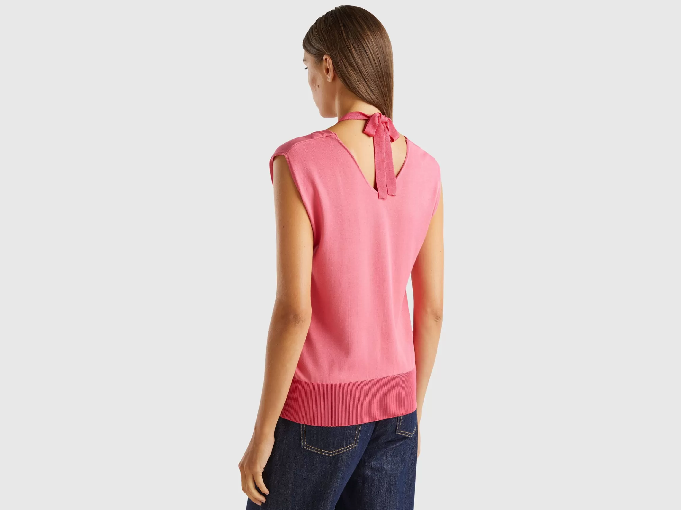 United Colors of Benetton Flowy sweater with V-neck and laces