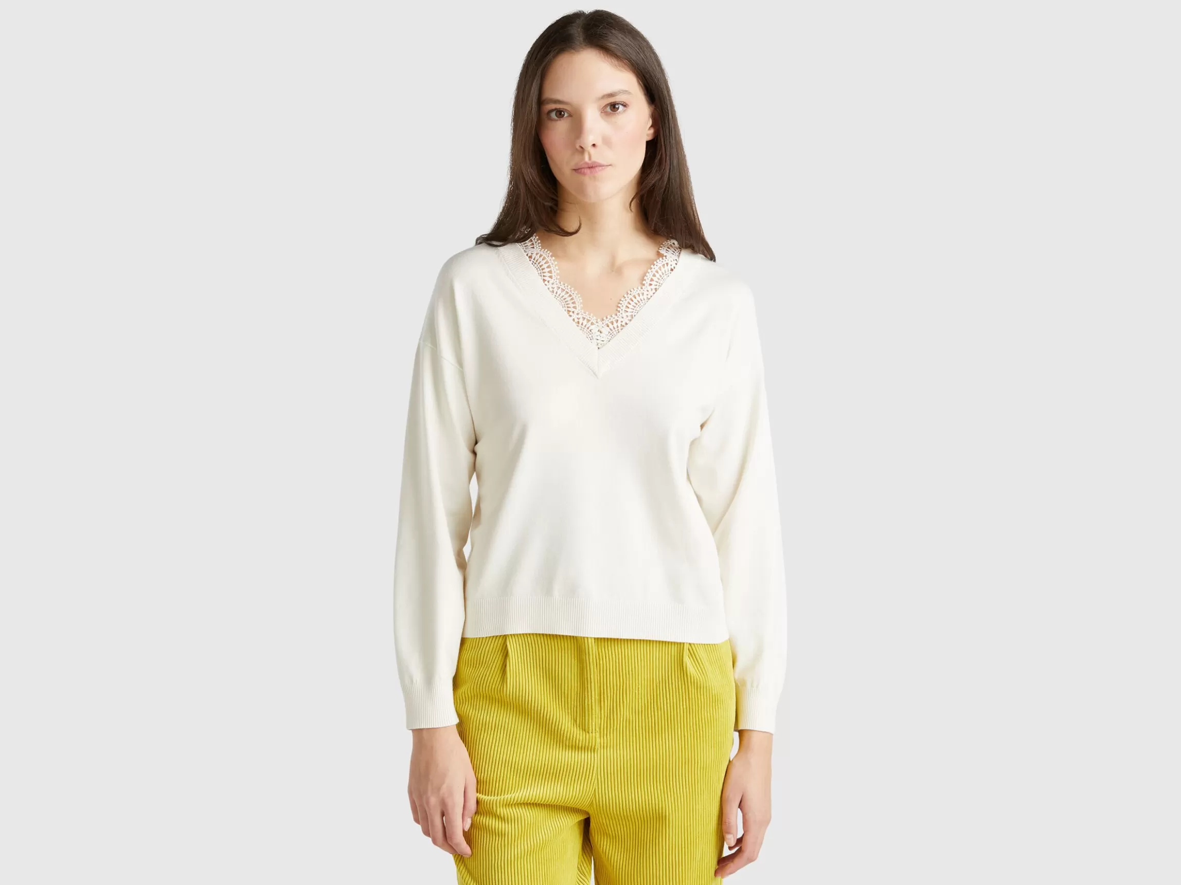 United Colors of Benetton Flowy top with lace