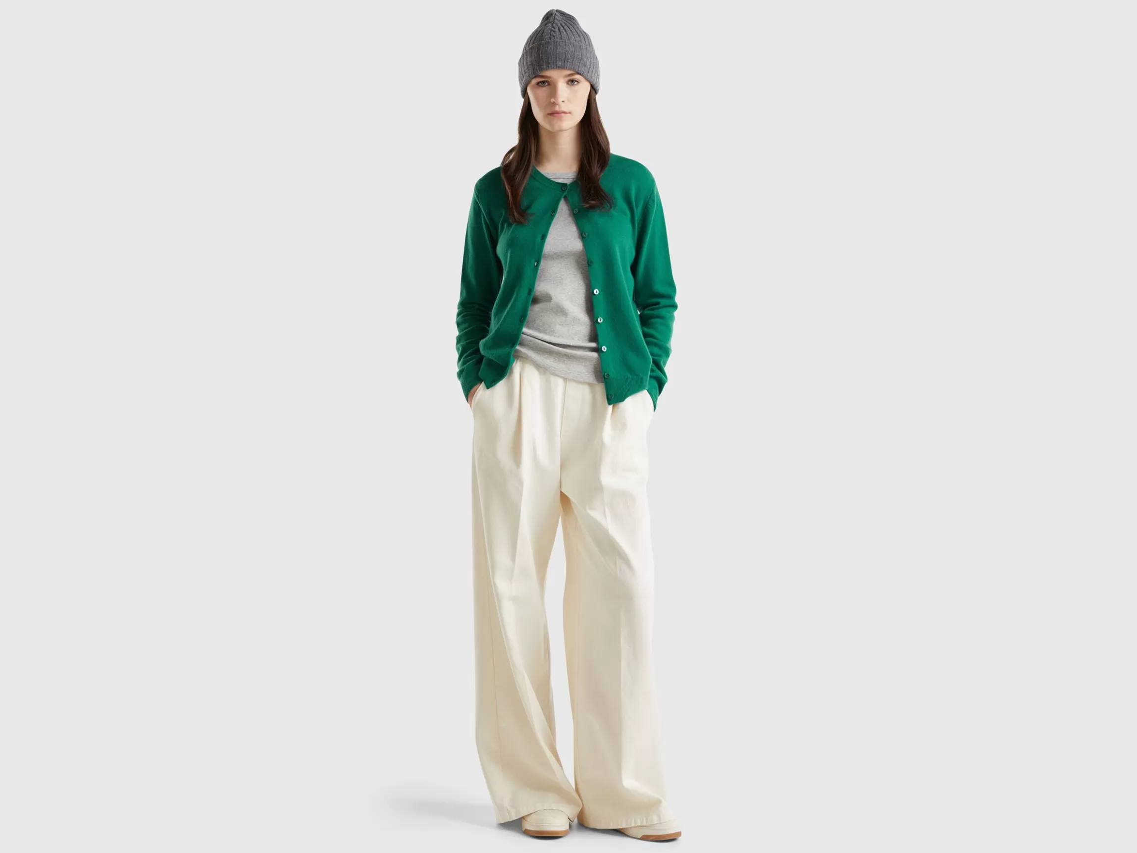 United Colors of Benetton Forest green crew neck cardigan in pure Merino wool