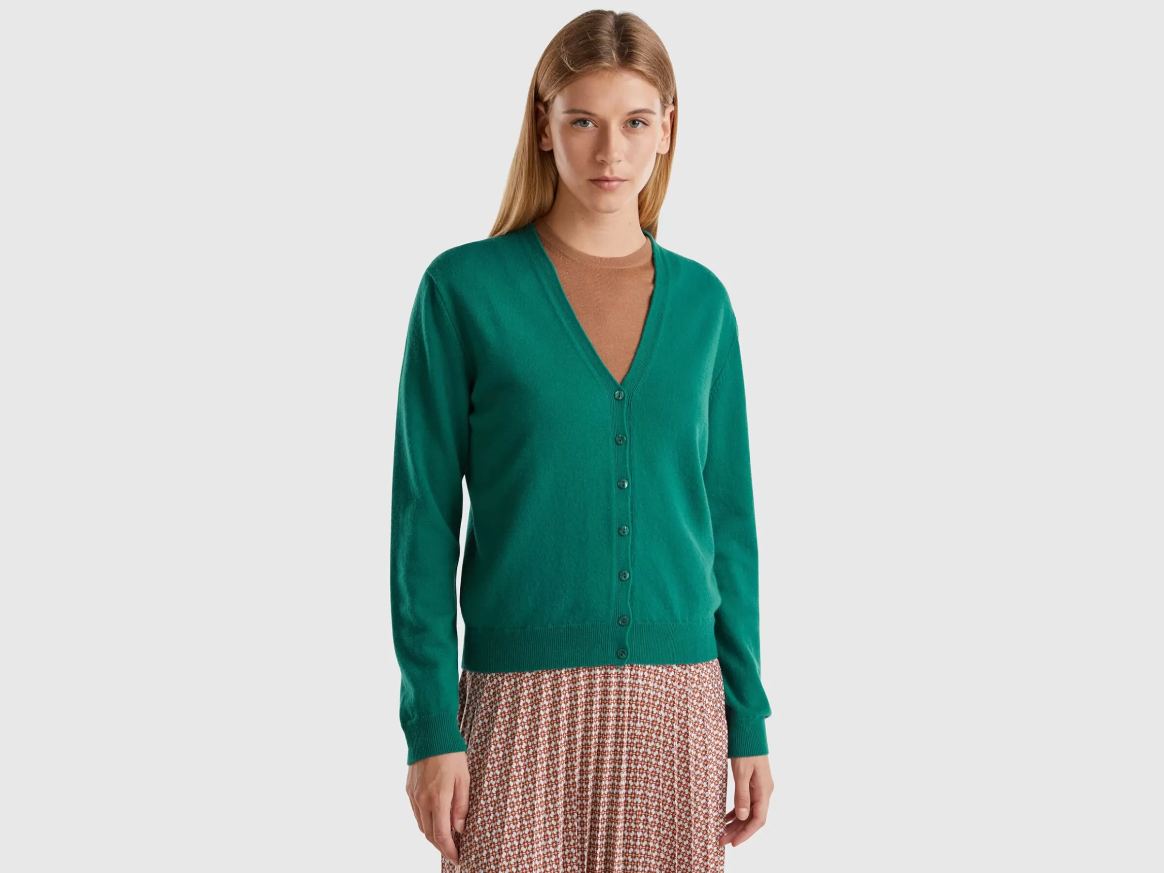 United Colors of Benetton Forest green V-neck cardigan in pure Merino wool