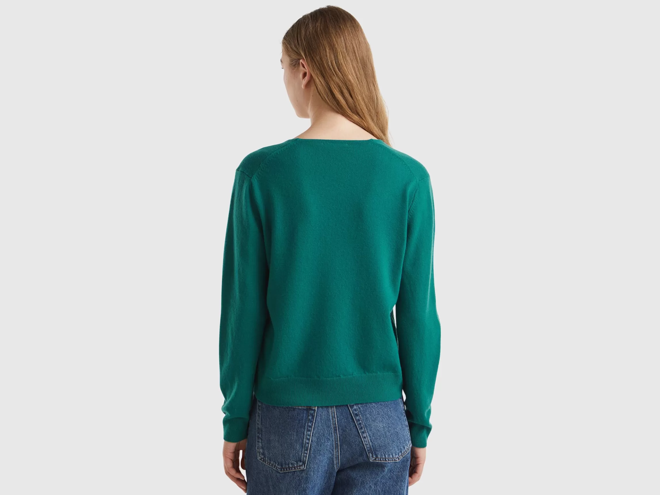 United Colors of Benetton Forest green V-neck sweater in pure Merino wool