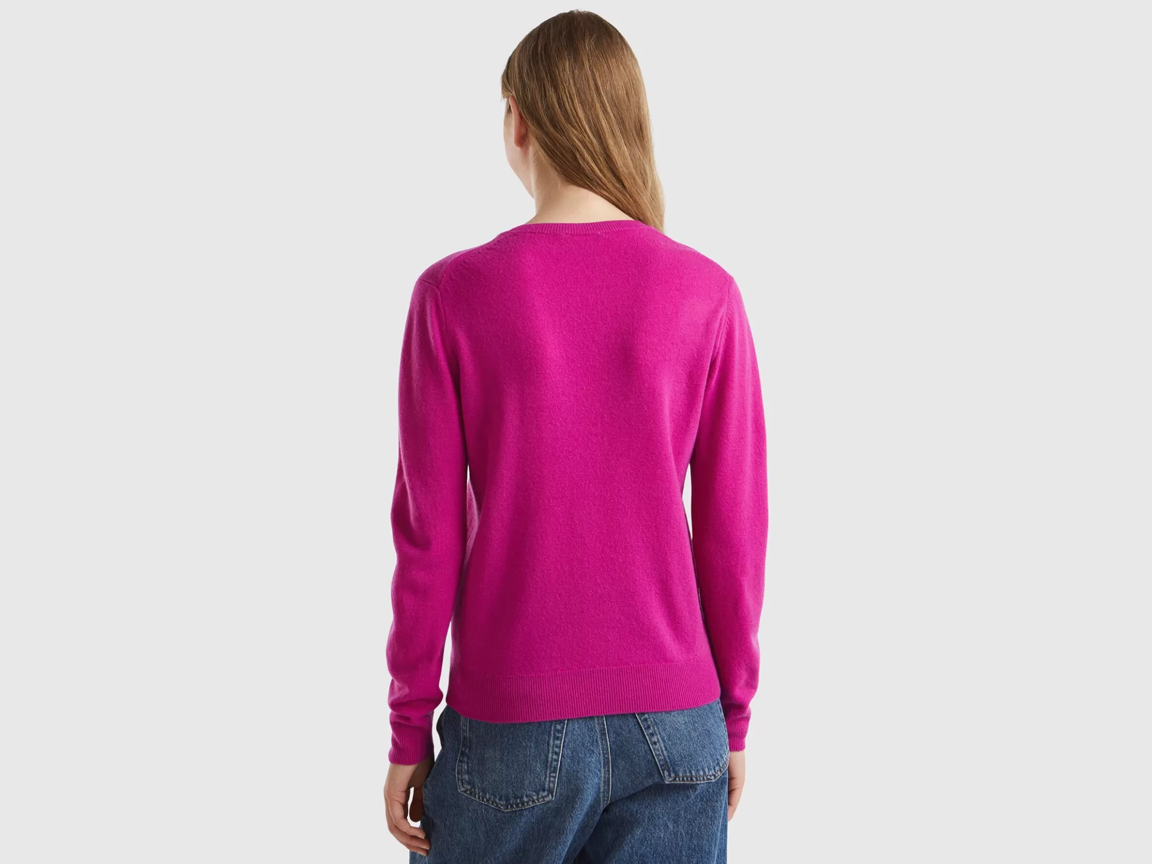 United Colors of Benetton Fuchsia crew neck sweater in pure Merino wool