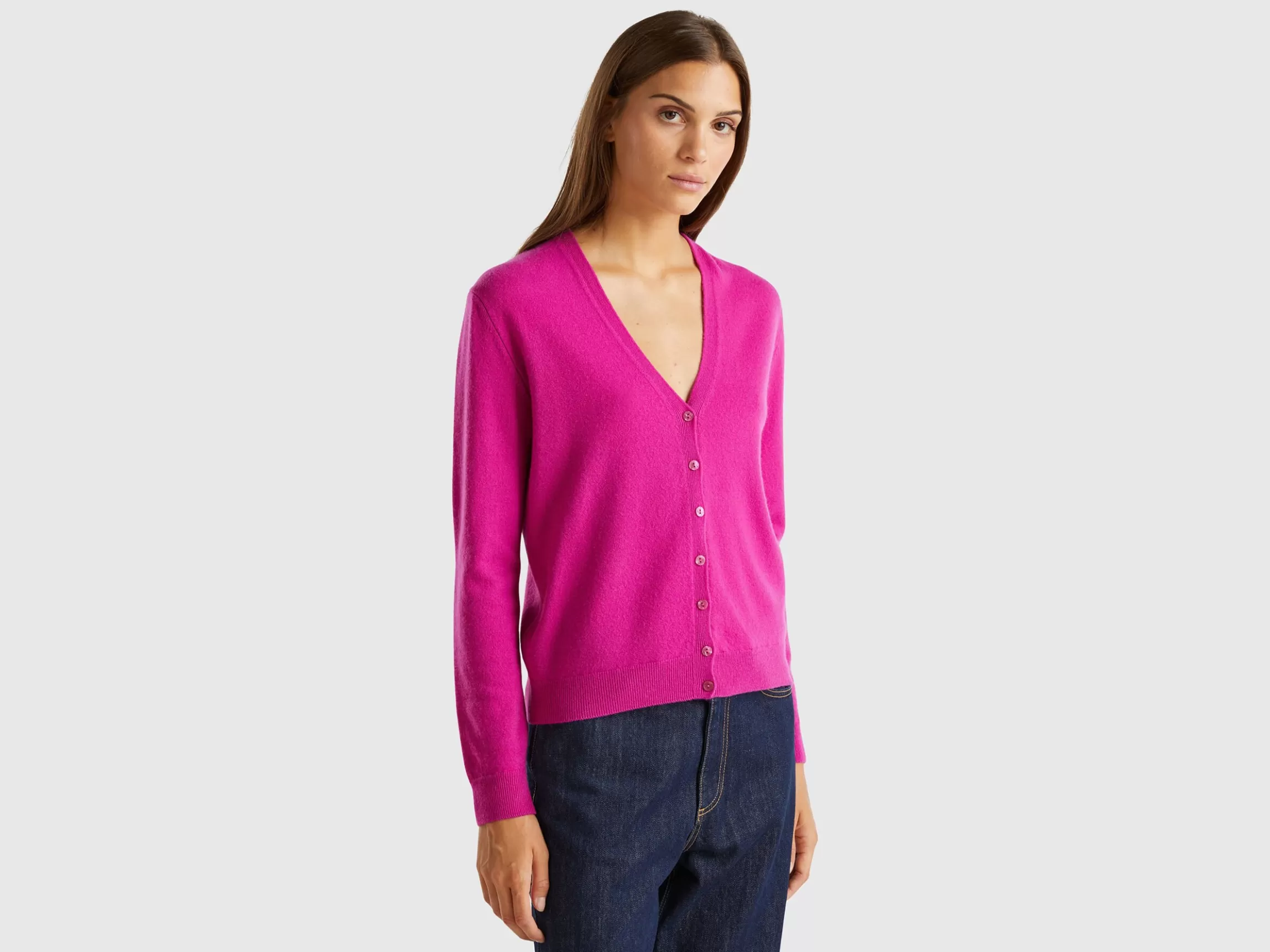 United Colors of Benetton Fuchsia V-neck cardigan in pure Merino wool