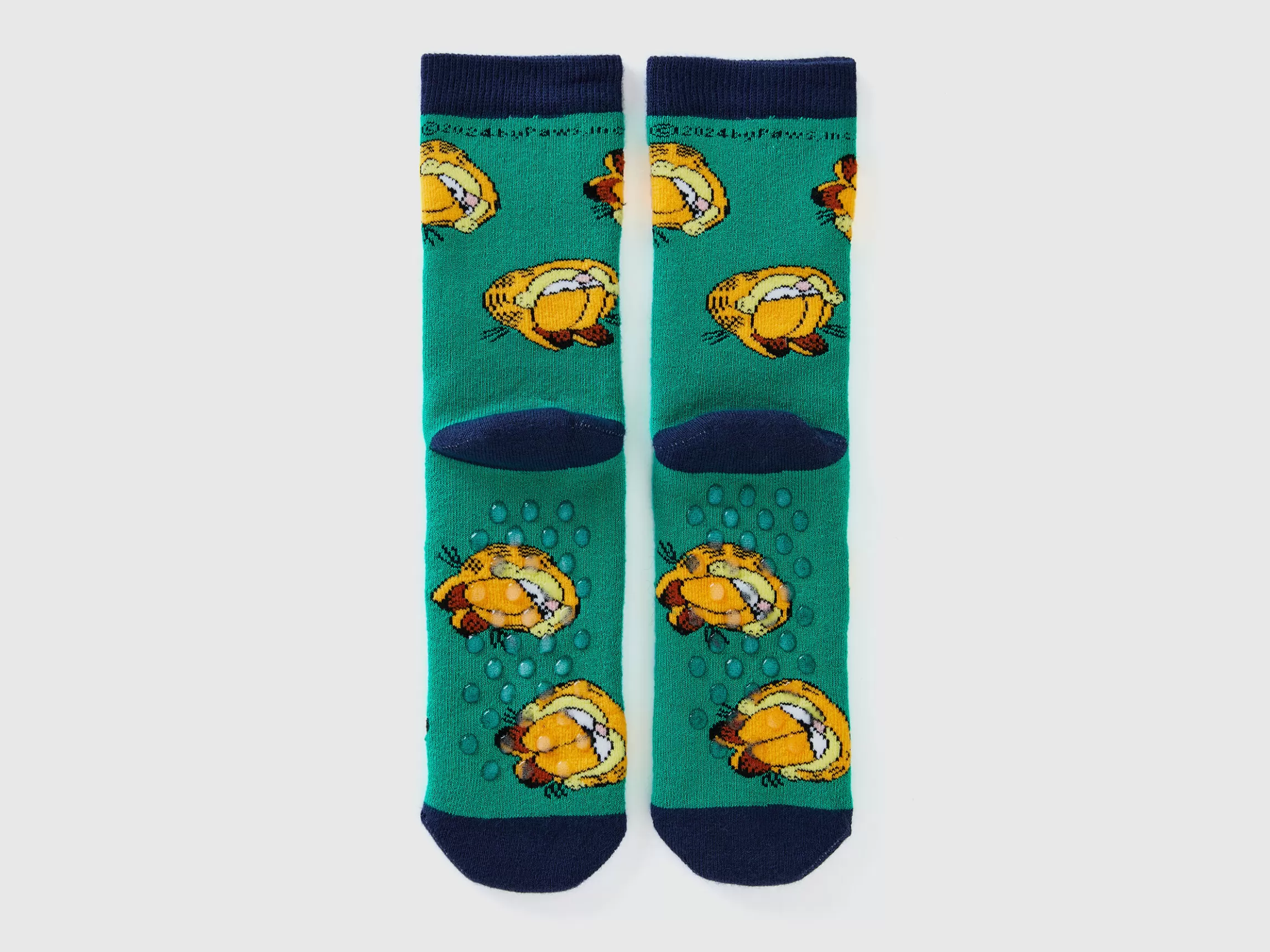 United Colors of Benetton Garfield ©2024 by Paws, Inc. non-slip socks
