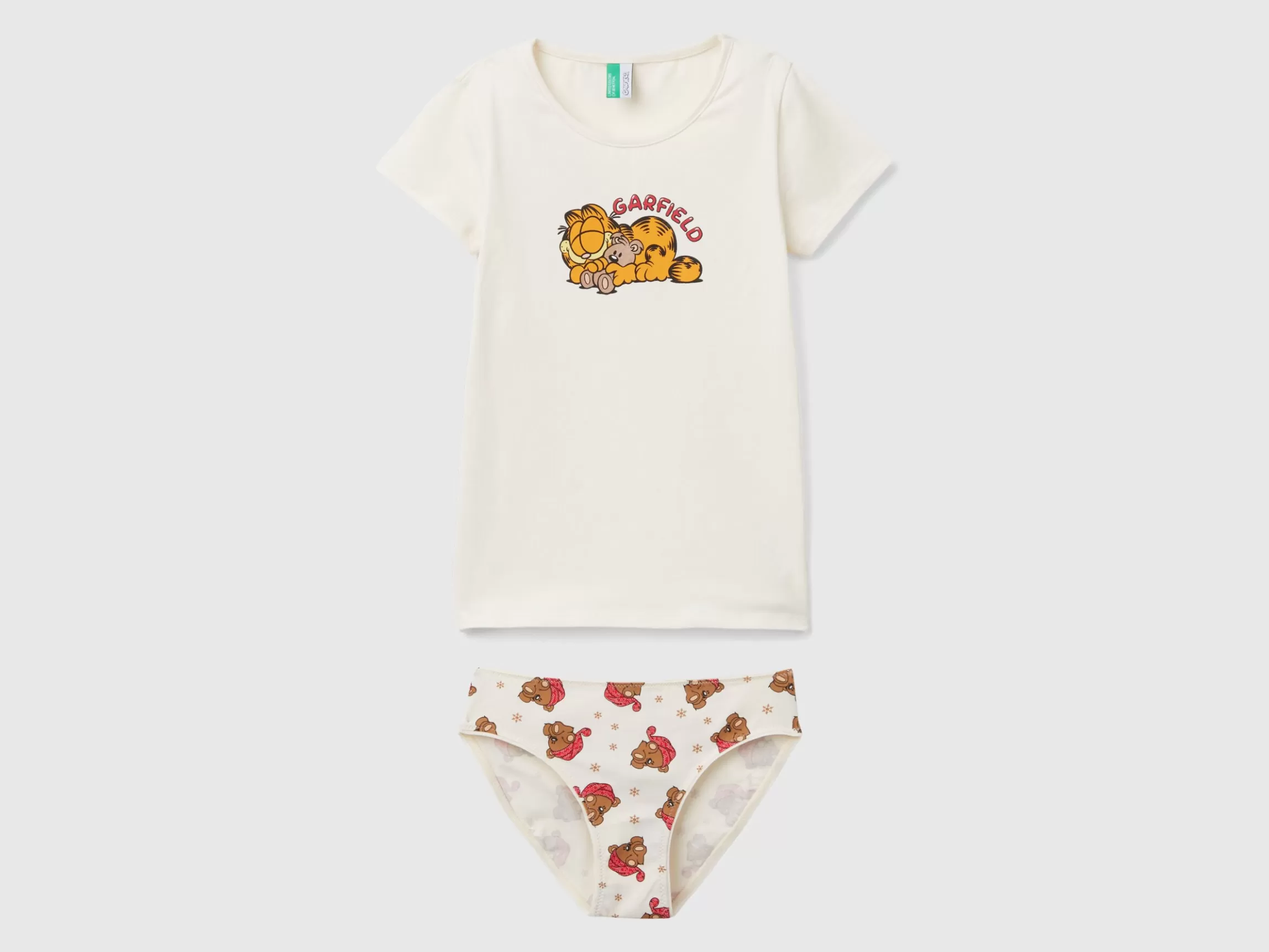 United Colors of Benetton Garfield ©2024 by Paws, Inc. underwear and t-shirt set