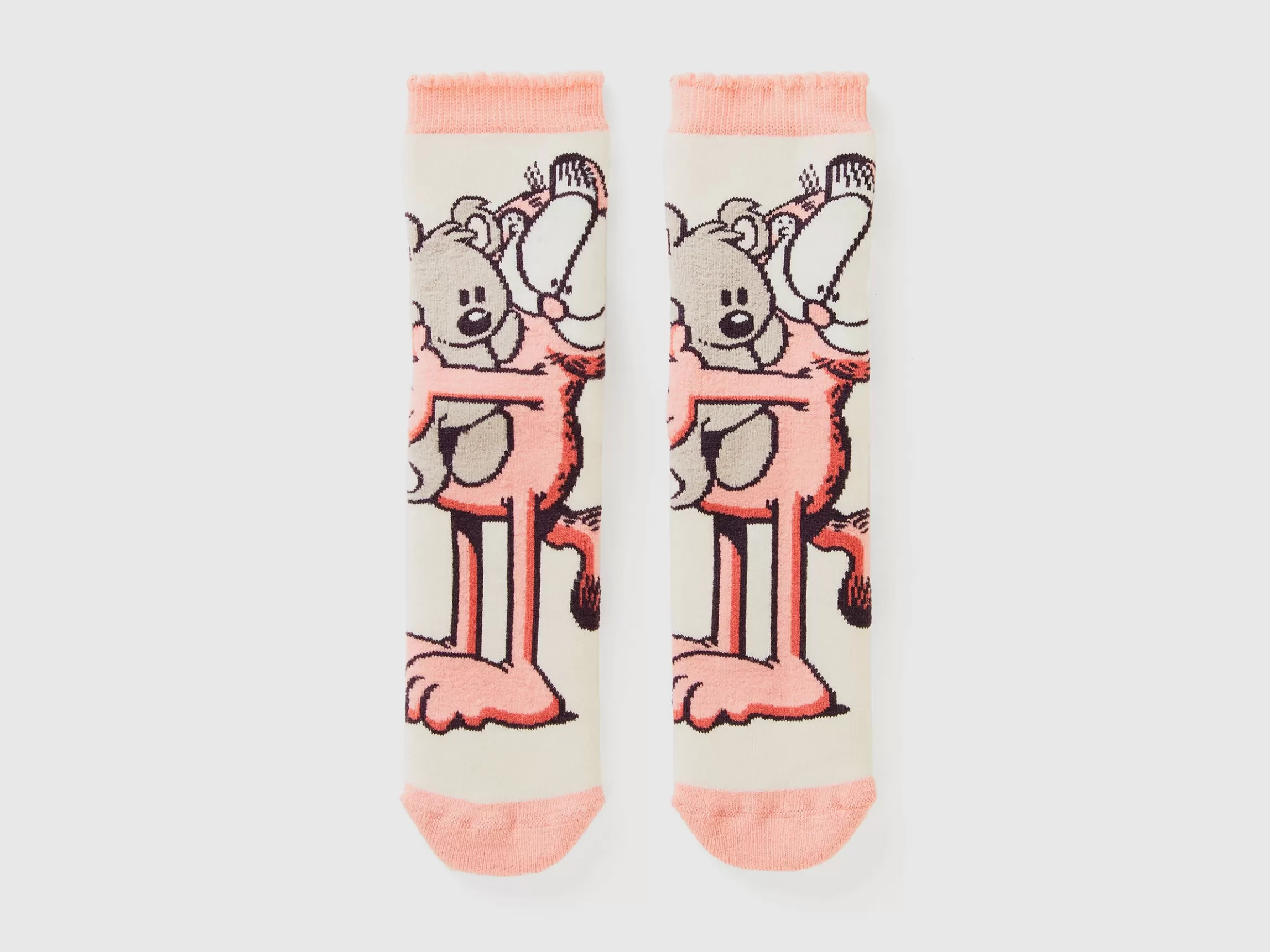 United Colors of Benetton Garfield non-slip socks ©2024 by Paws, Inc.