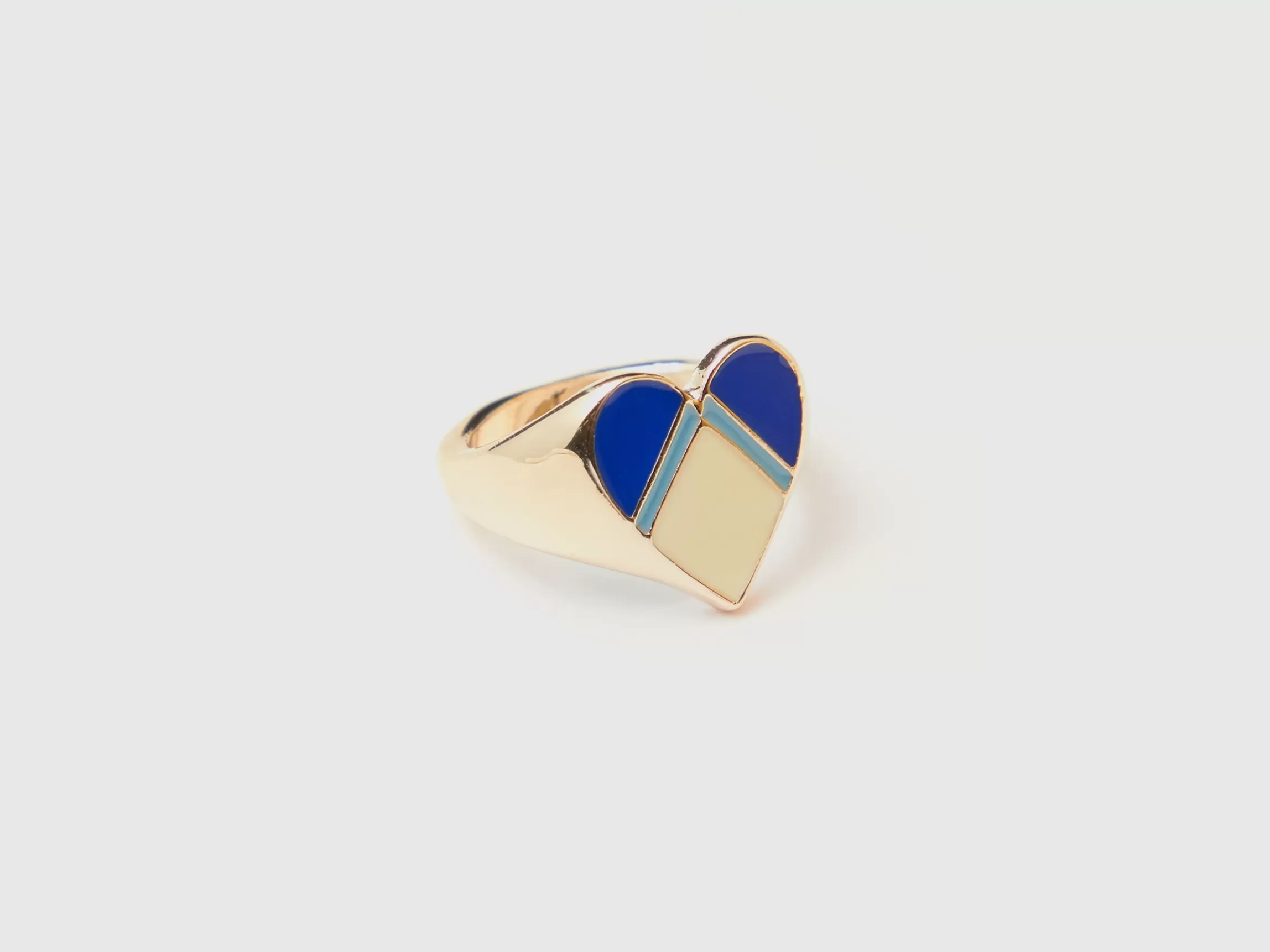 United Colors of Benetton Gold ring with heart motif