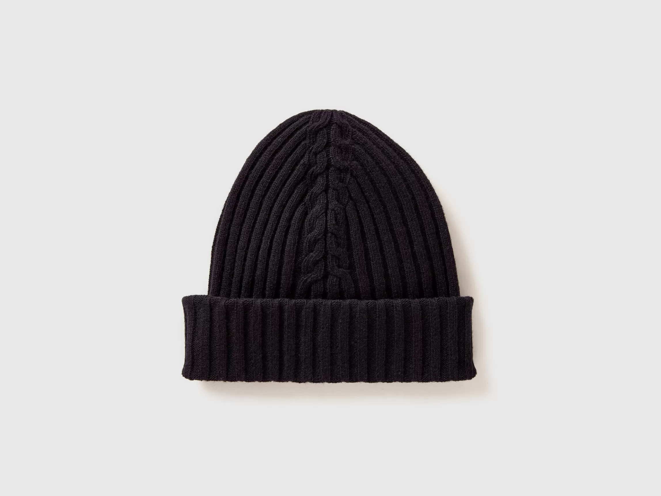 United Colors of Benetton Hat with cable knit