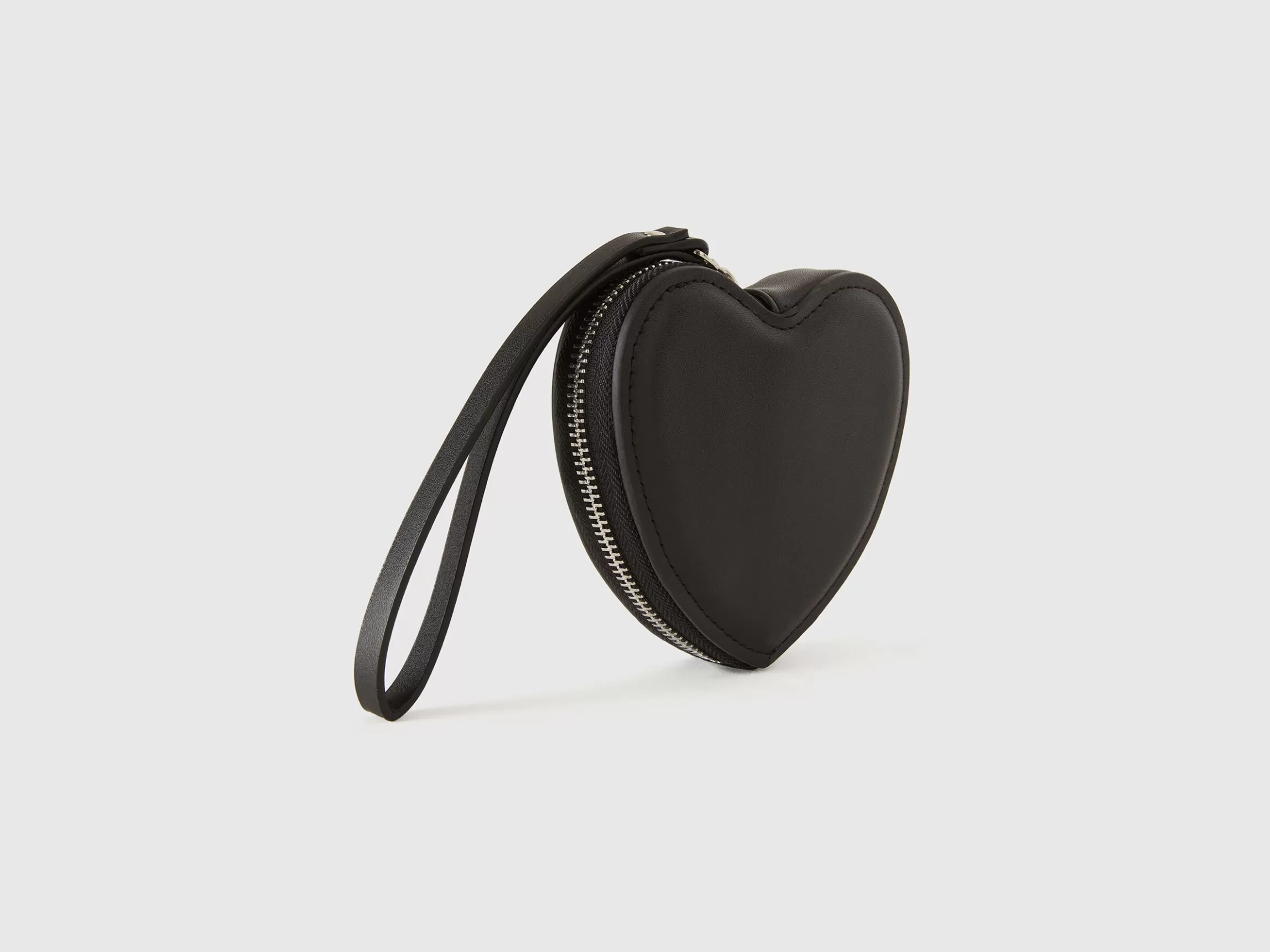 United Colors of Benetton Heart purse