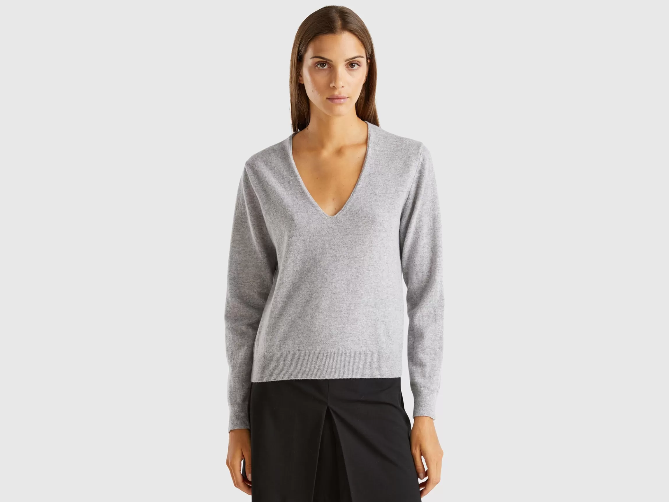 United Colors of Benetton Marl gray V-neck sweater in pure Merino wool